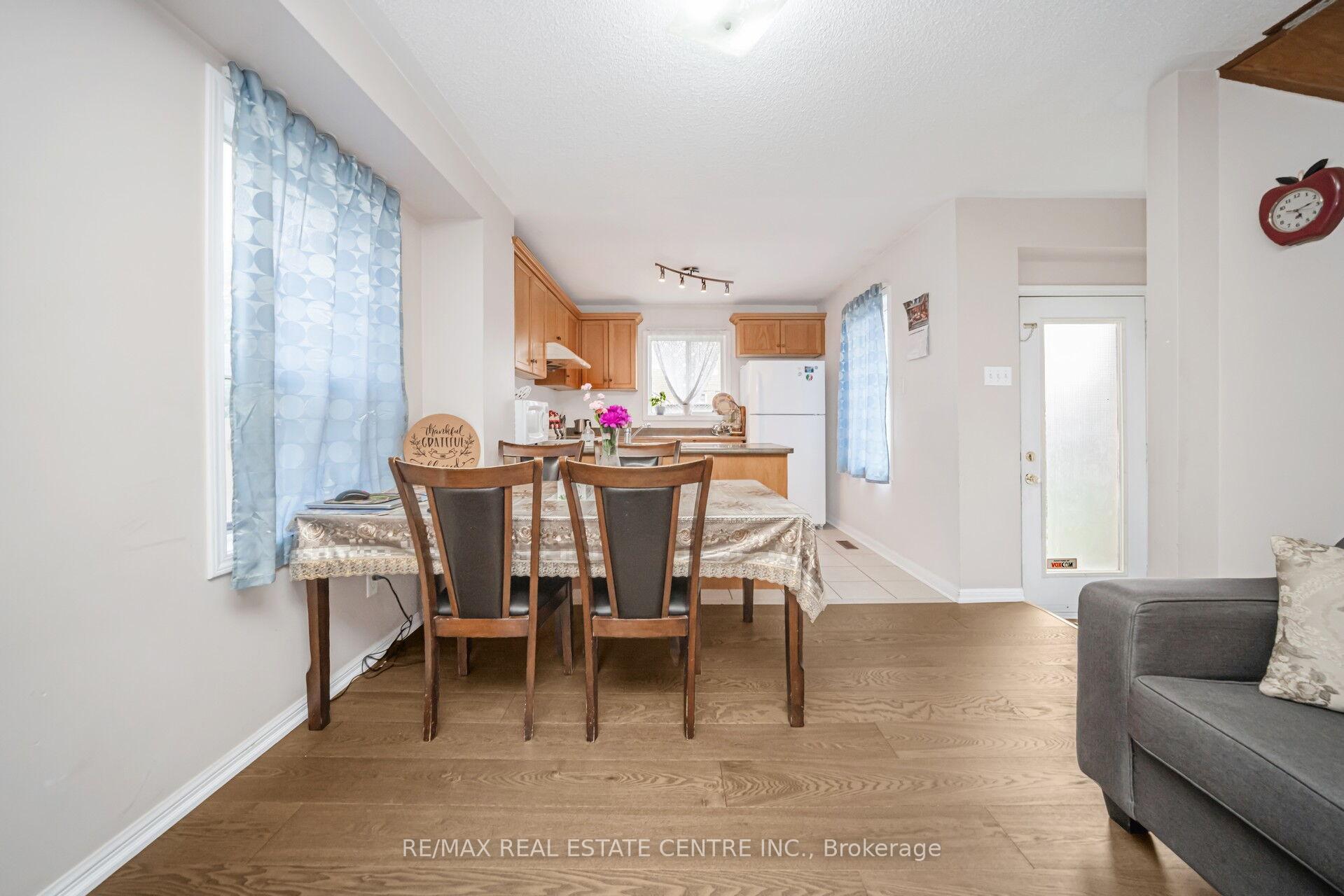 Photo 5 of 10 Starfish Court, Brampton, Sandringham-Wellington — HOMEH