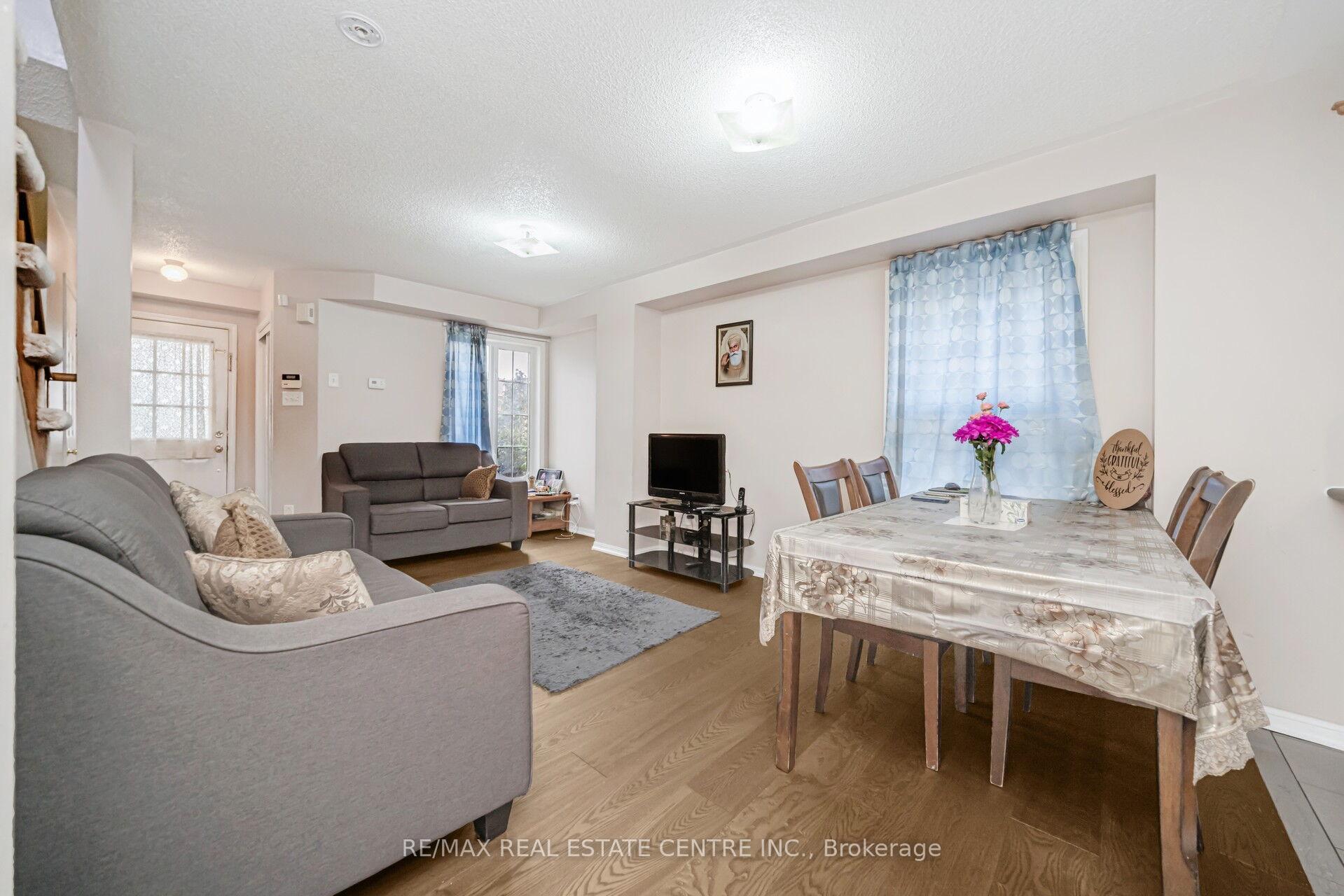Photo 21 of 10 Starfish Court, Brampton, Sandringham-Wellington — HOMEH