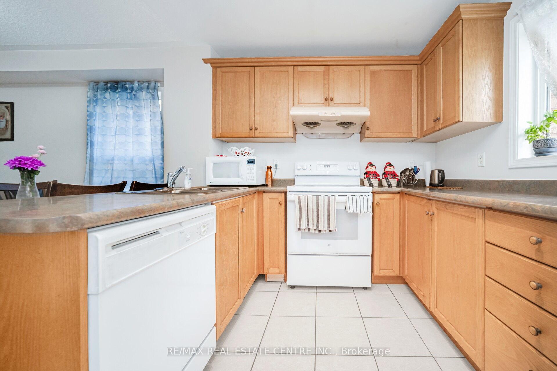 Photo 24 of 10 Starfish Court, Brampton, Sandringham-Wellington — HOMEH