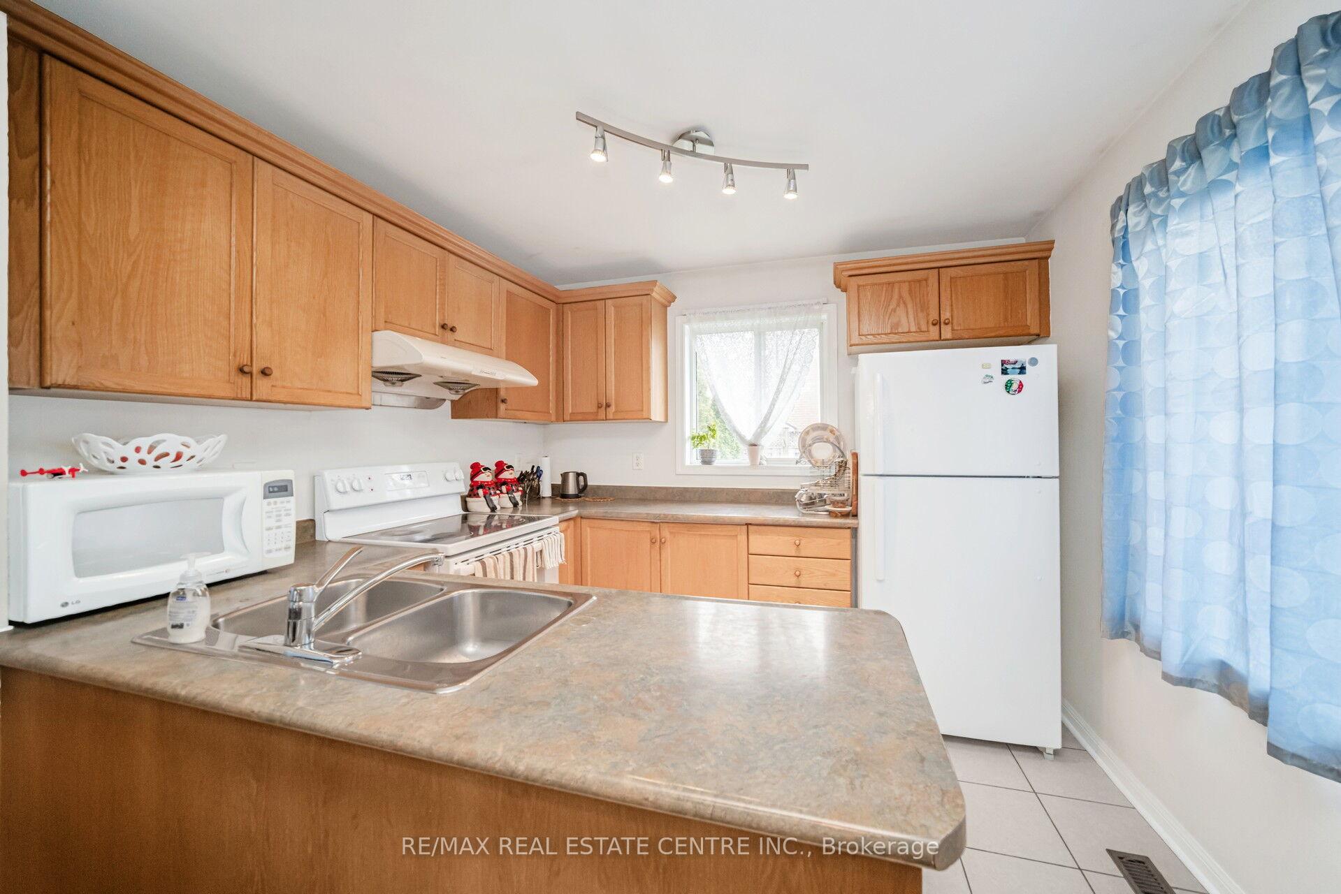 Photo 16 of 10 Starfish Court, Brampton, Sandringham-Wellington — HOMEH