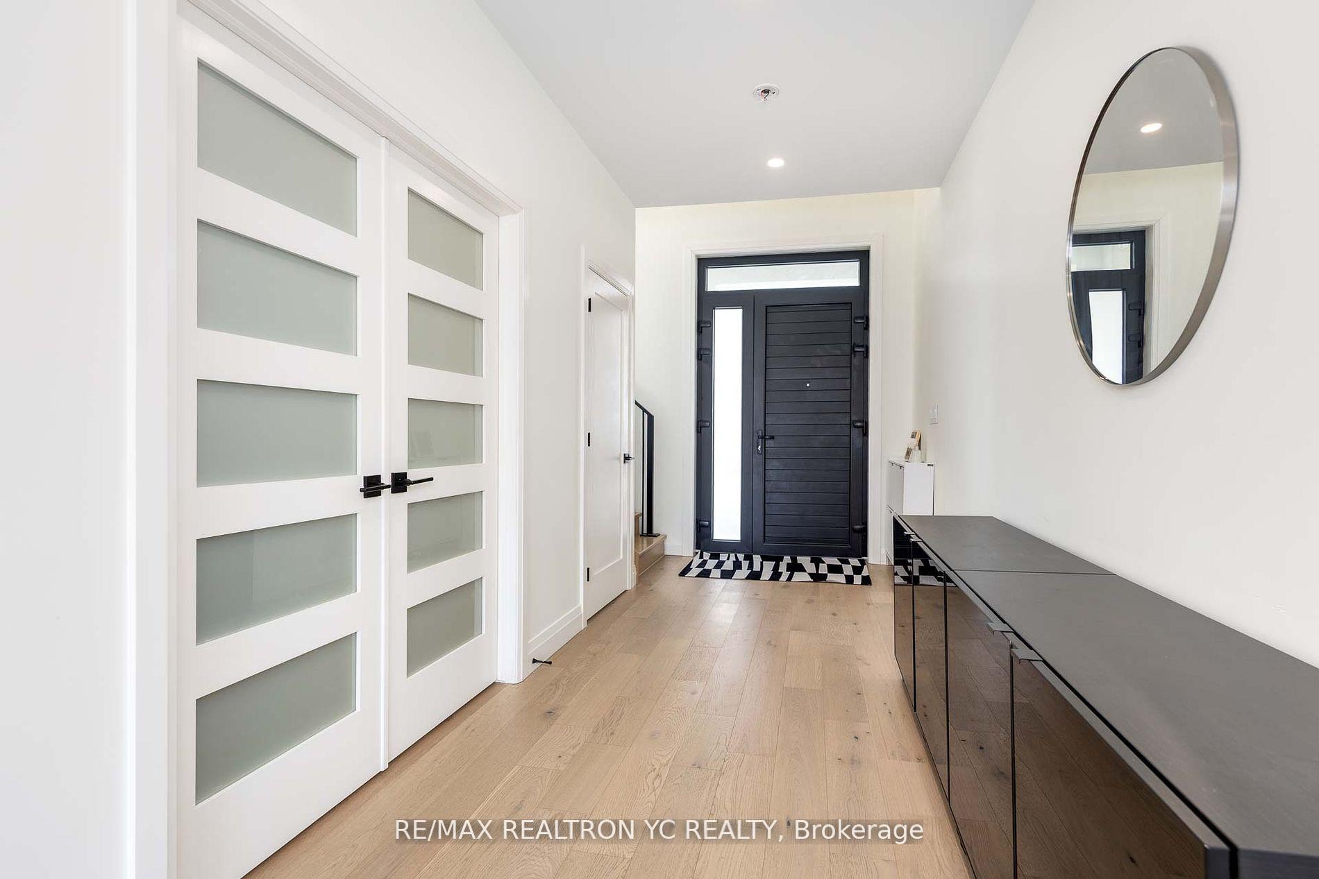 Photo 5 of 7250 Silver Creek Circle, London, South V — HOMEH