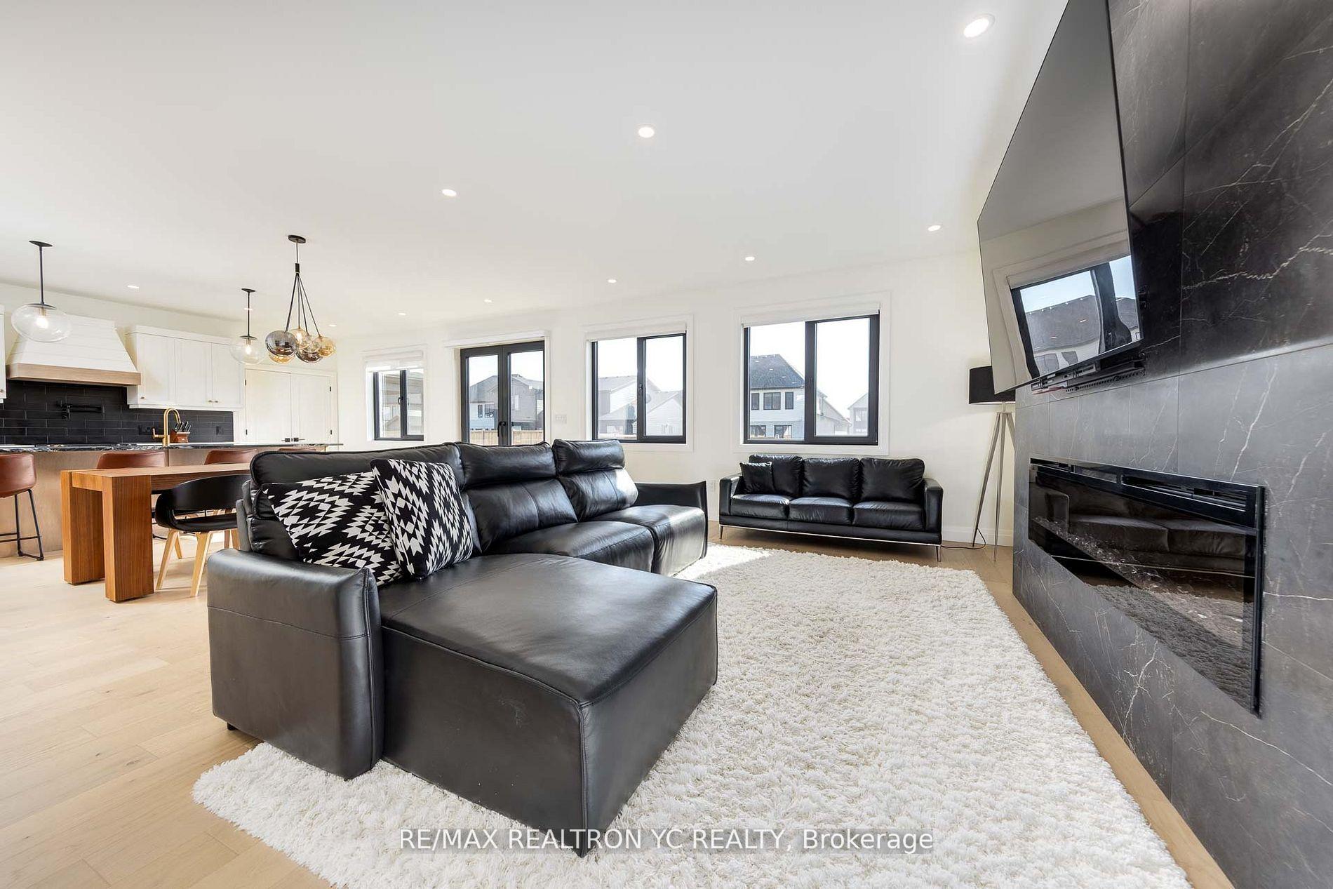 Photo 4 of 7250 Silver Creek Circle, London, South V — HOMEH