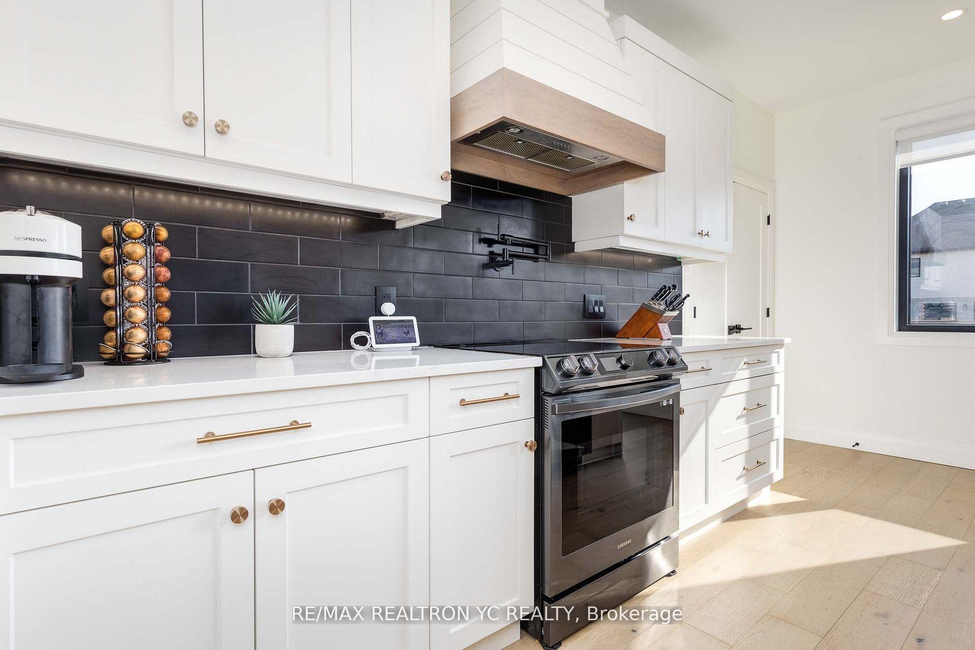 Photo 31 of 7250 Silver Creek Circle, London, South V — HOMEH