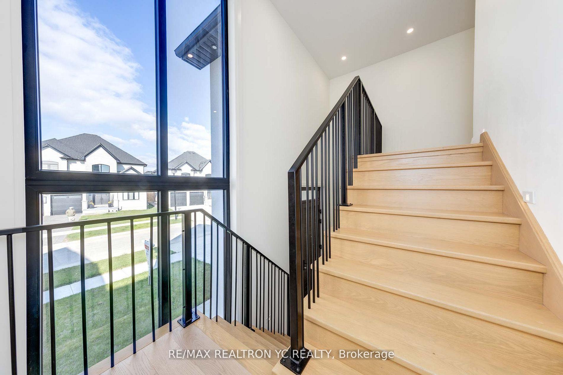 Photo 21 of 7250 Silver Creek Circle, London, South V — HOMEH