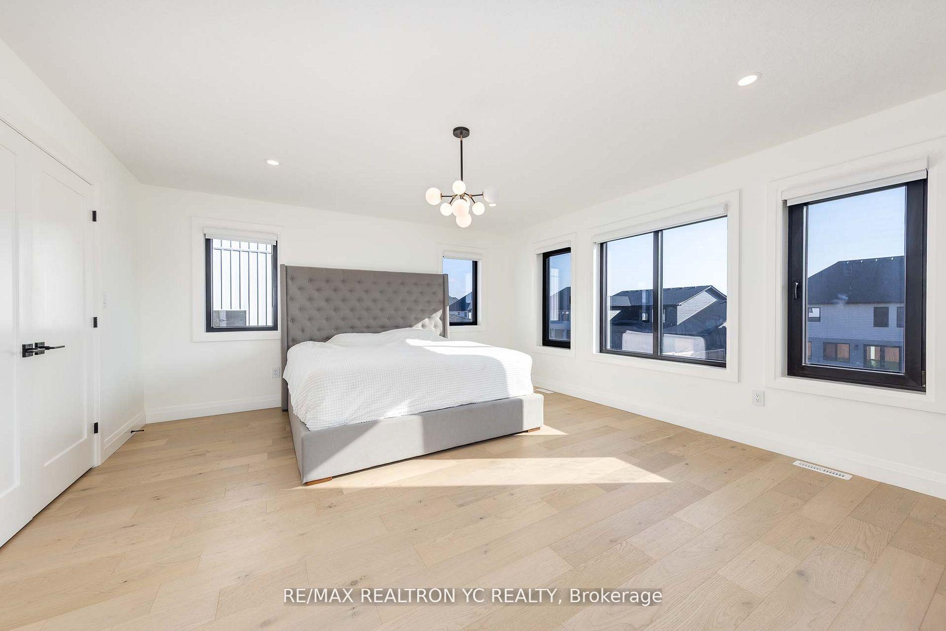 Photo 40 of 7250 Silver Creek Circle, London, South V — HOMEH