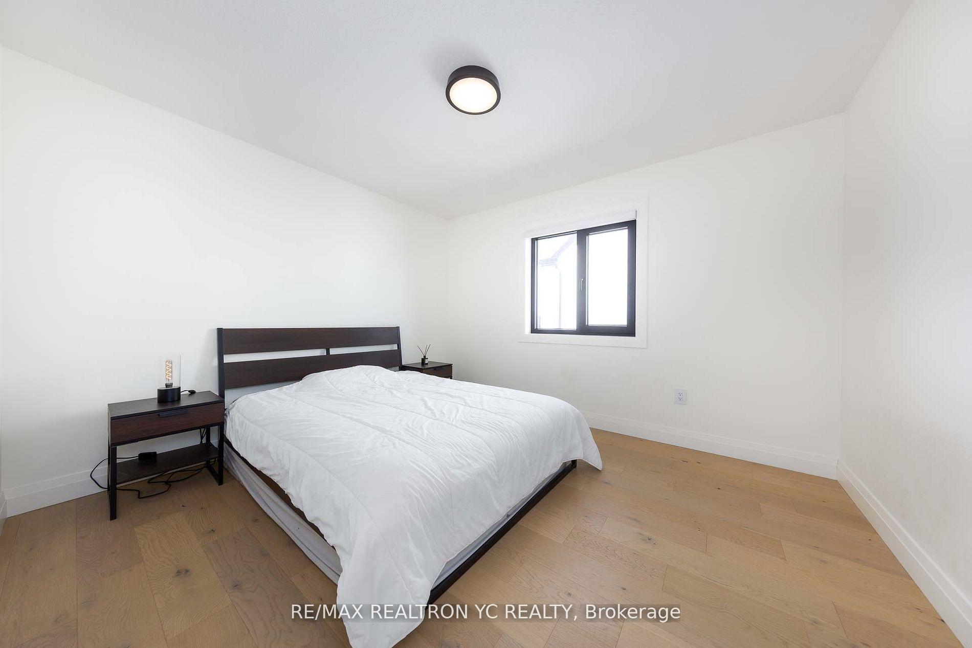 Photo 41 of 7250 Silver Creek Circle, London, South V — HOMEH