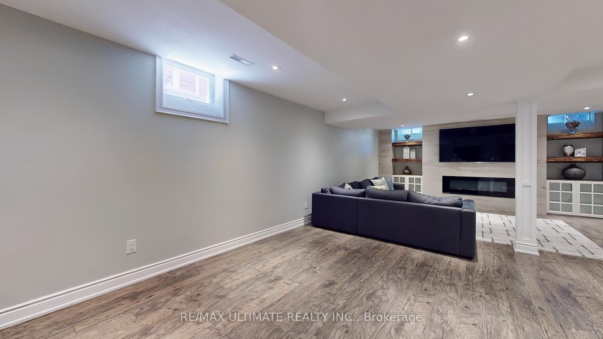 Photo 32 of 175 Stark Crescent, Vaughan, Vellore Village — HOMEH