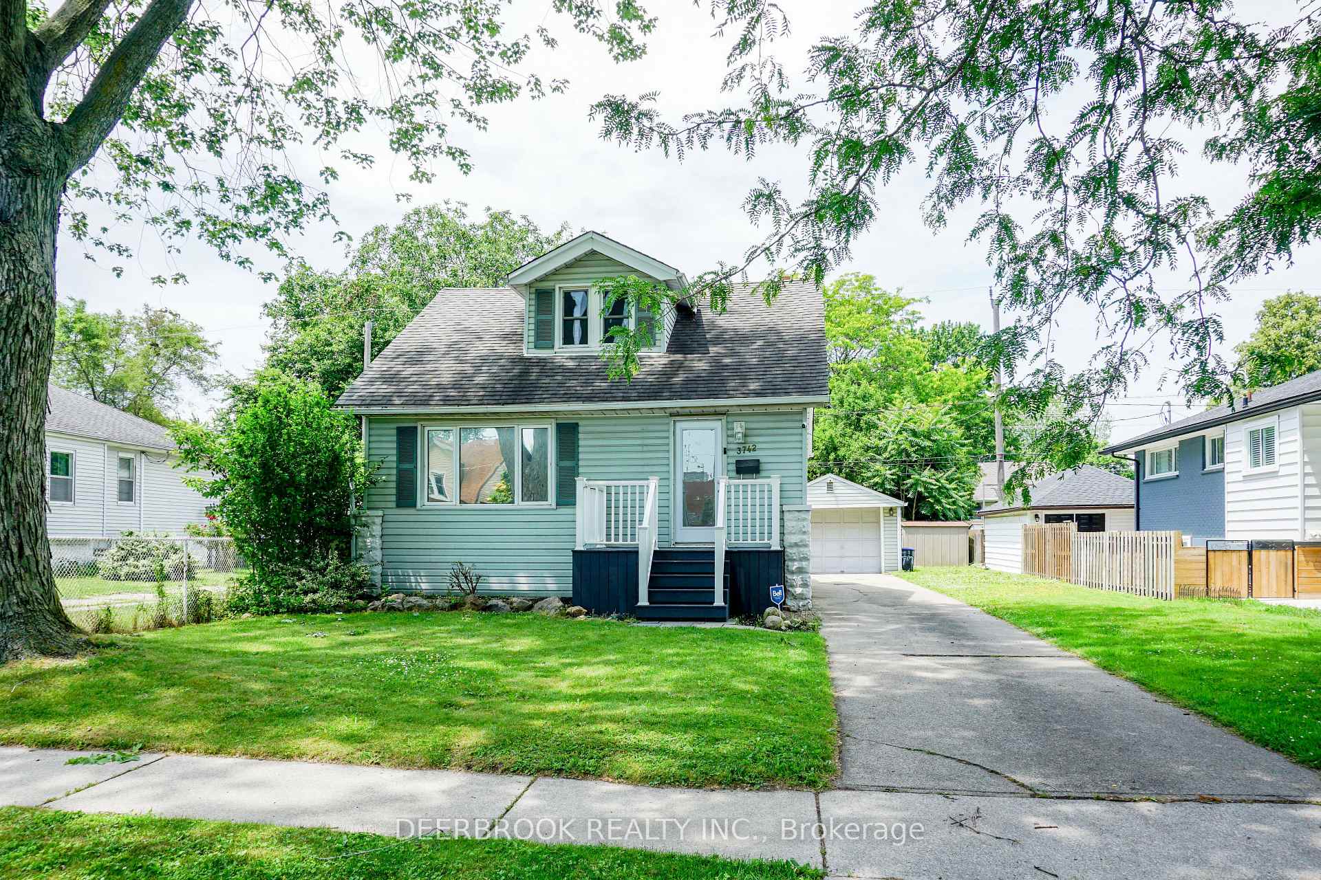 Front of 3742 Montcalm Street