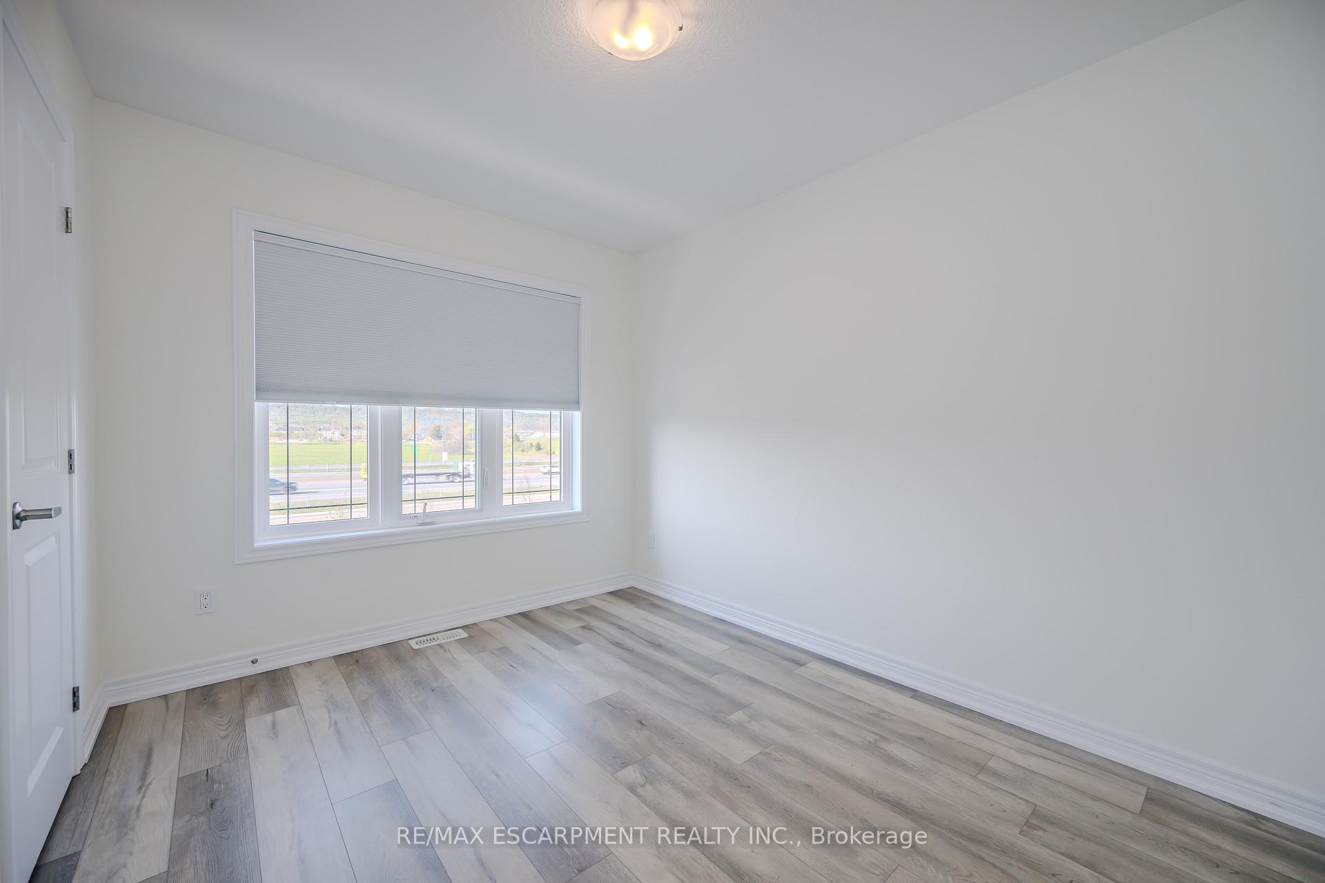 Photo 28 of 11 Rachel Drive, Hamilton, Stoney Creek — HOMEH