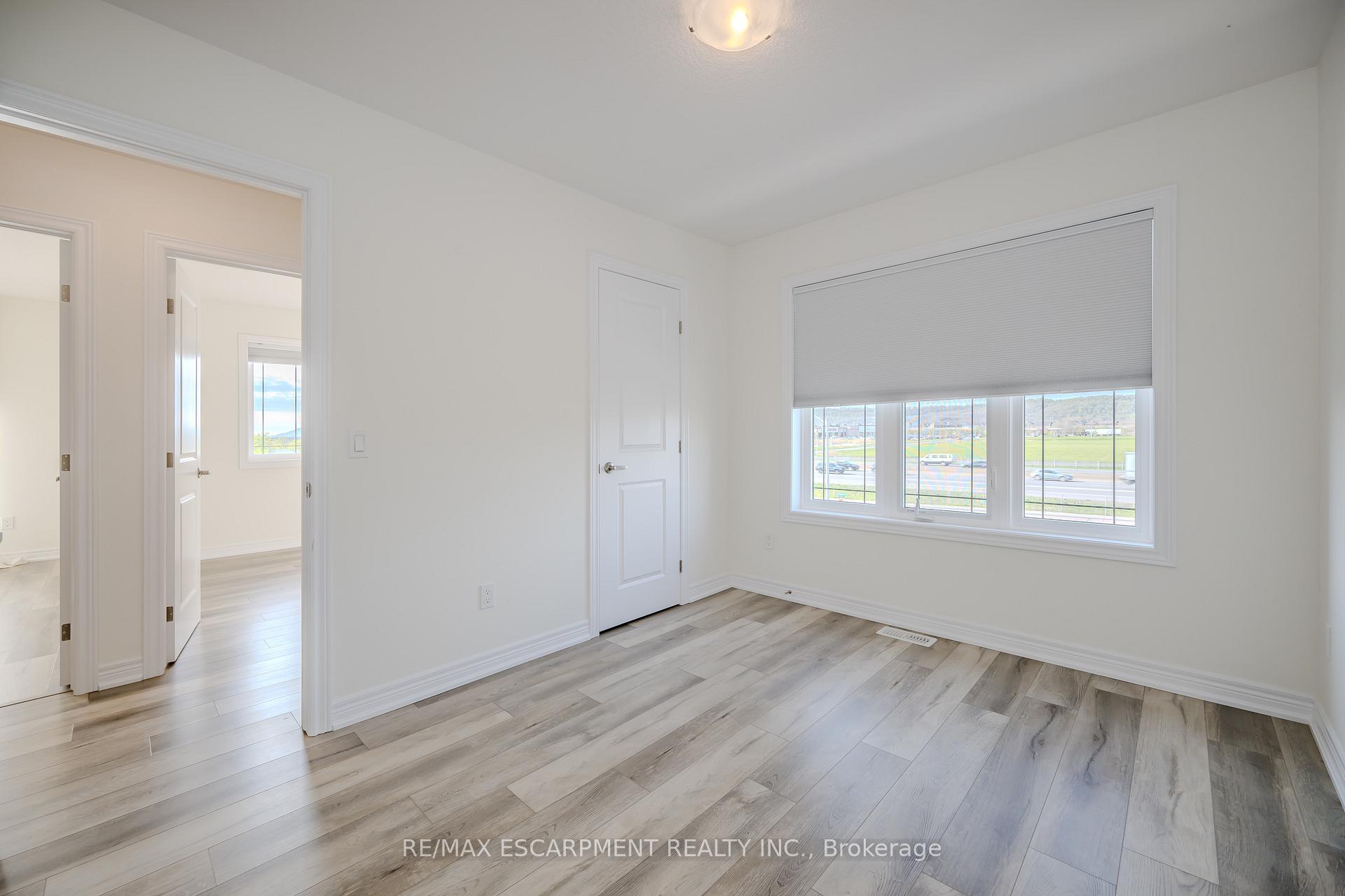 Photo 30 of 11 Rachel Drive, Hamilton, Stoney Creek — HOMEH