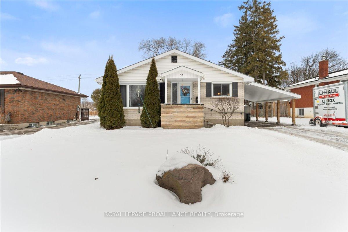 Photo 1 of 33 Village Drive, Belleville, Belleville Ward — HOMEH