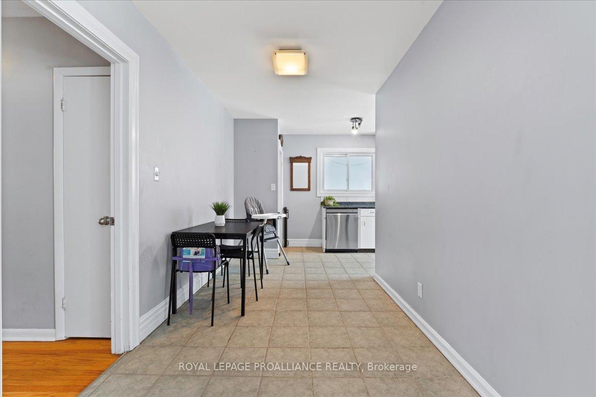 Photo 11 of 33 Village Drive, Belleville, Belleville Ward — HOMEH