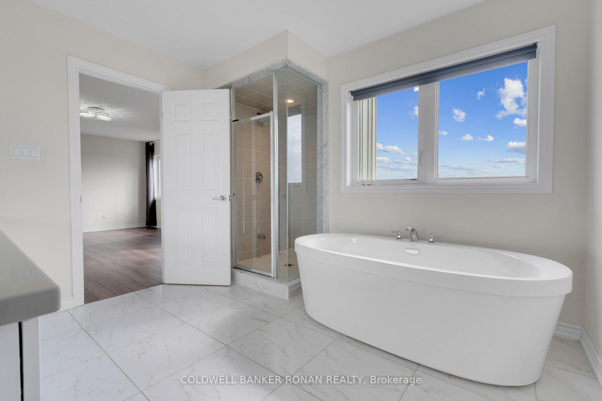 Photo 28 of 203 Roy Drive, Clearview, Stayner — HOMEH