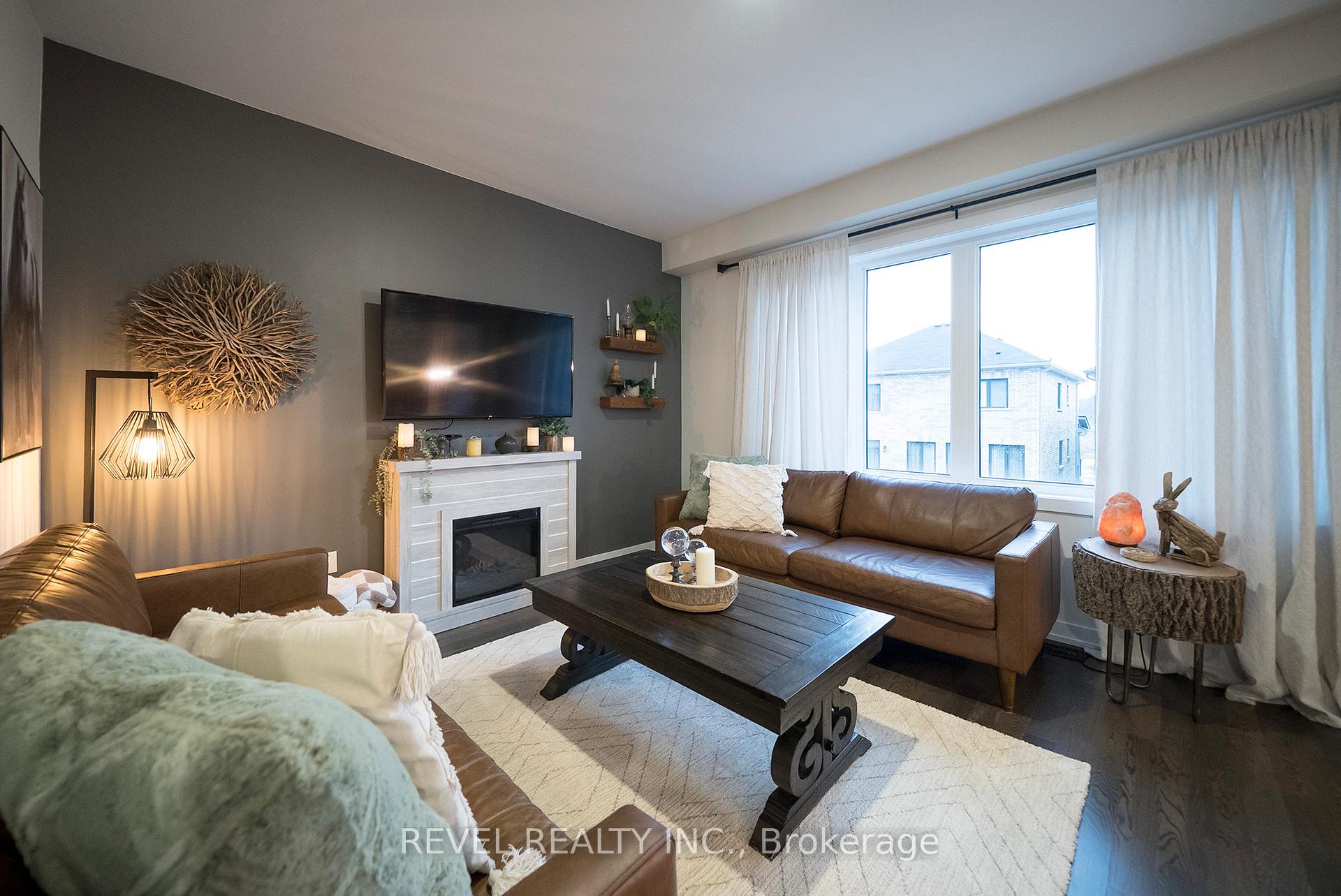 Photo 6 of 63 Santos Drive, Haldimand — HOMEH