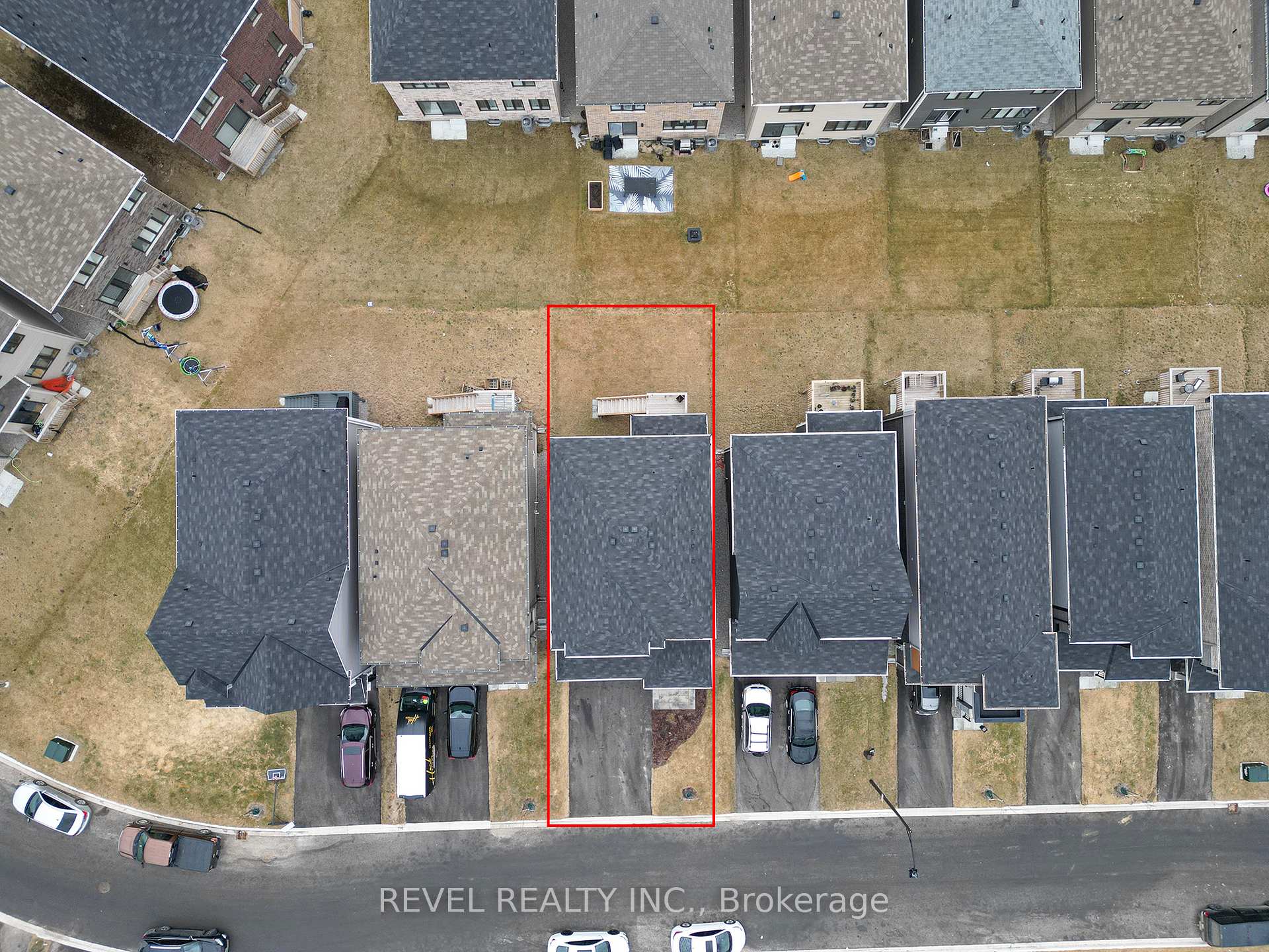 Photo 30 of 63 Santos Drive, Haldimand — HOMEH