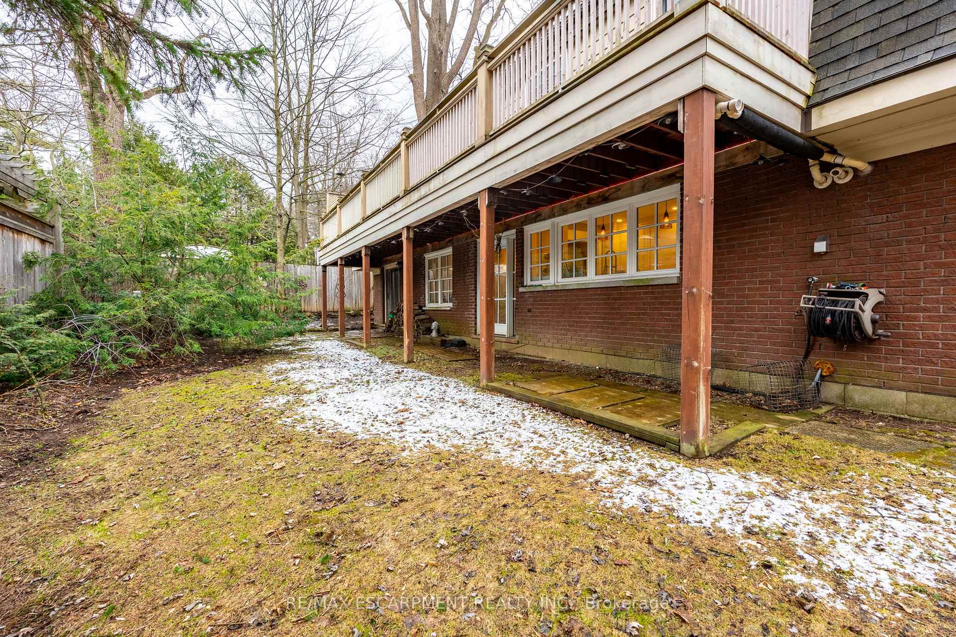 Photo 36 of 121 Mohawk Road, Hamilton, Ancaster — HOMEH