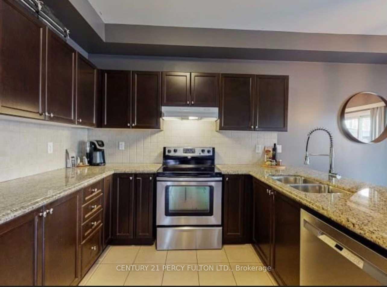 Photo 6 of 91 Laprade Square, Clarington, Bowmanville — HOMEH