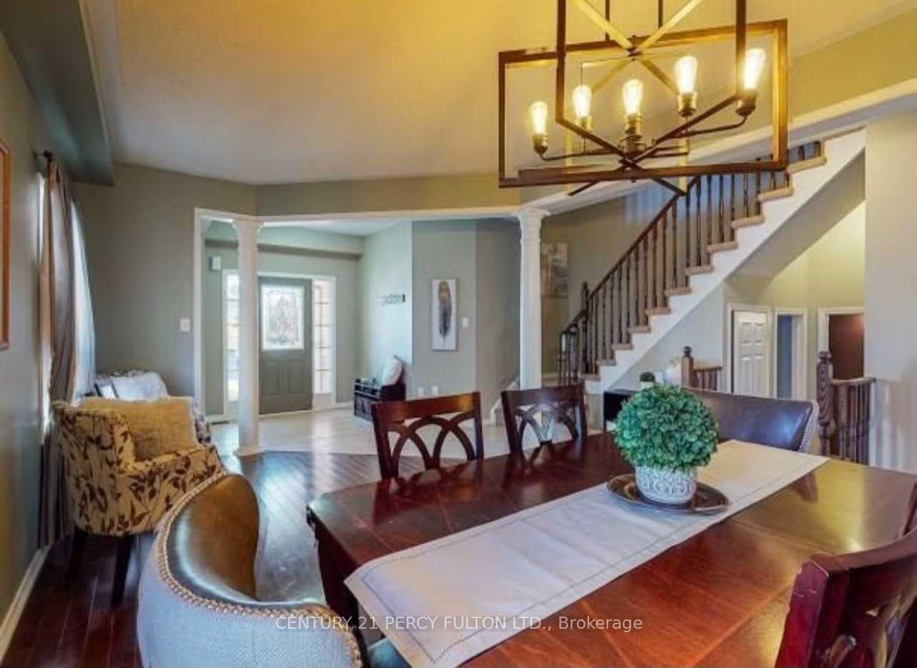 Photo 11 of 91 Laprade Square, Clarington, Bowmanville — HOMEH