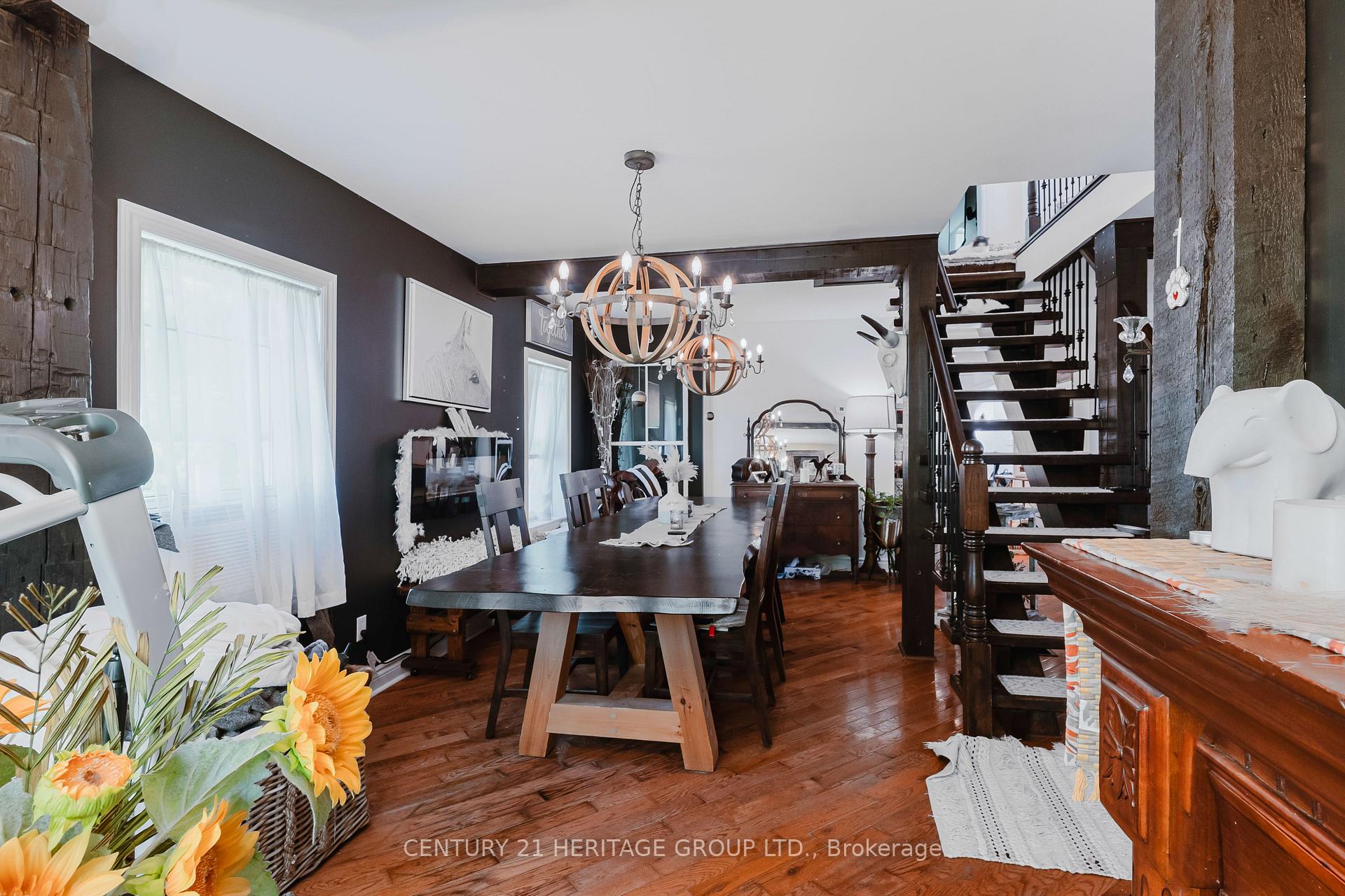Photo 10 of Unit on, 2090 Hwy 26, Springwater, Rural Springwater — HOMEH