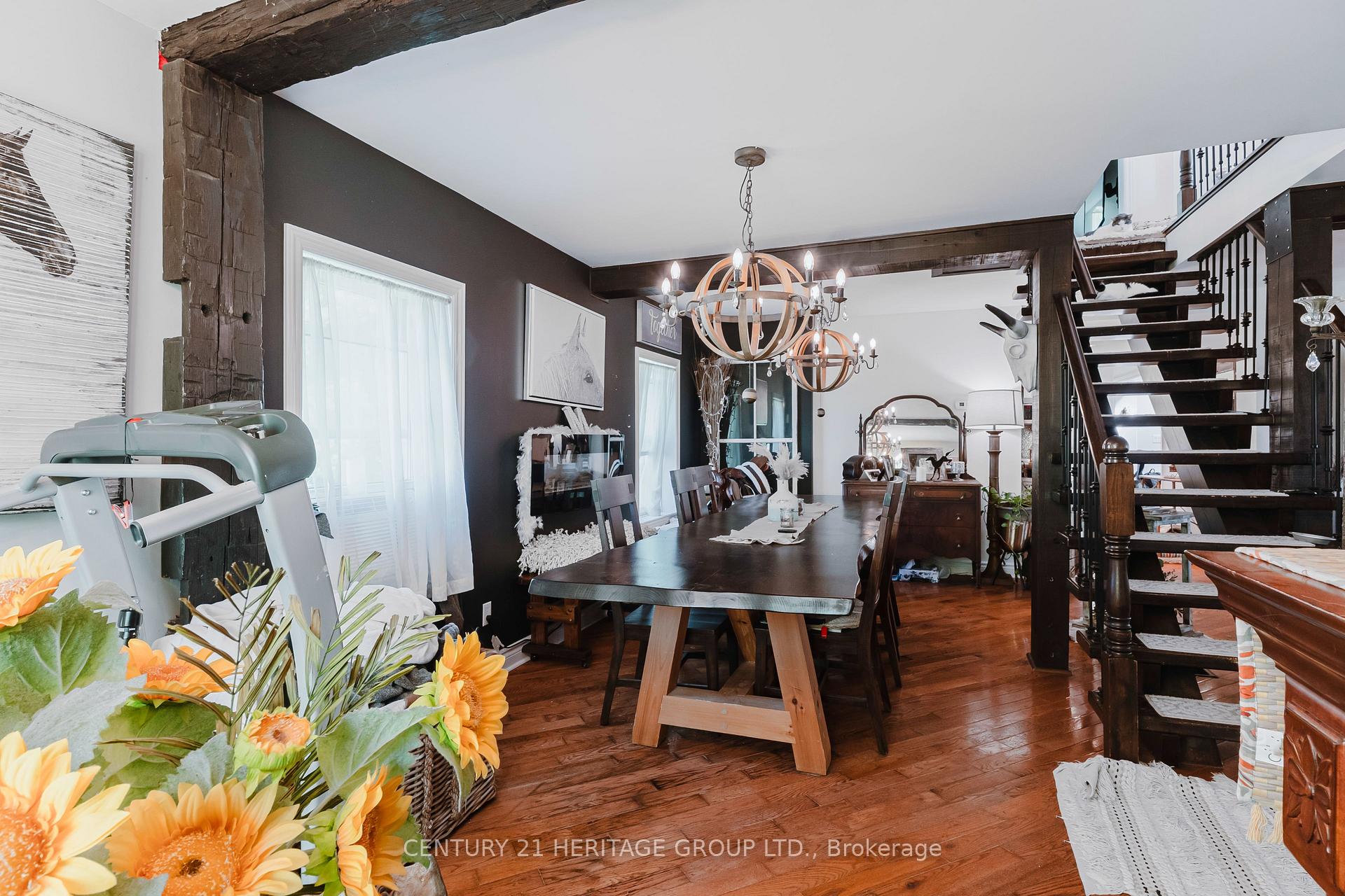 Photo 12 of Unit on, 2090 Hwy 26, Springwater, Rural Springwater — HOMEH