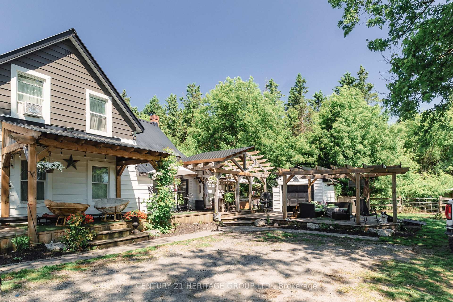 Photo 41 of Unit on, 2090 Hwy 26, Springwater, Rural Springwater — HOMEH