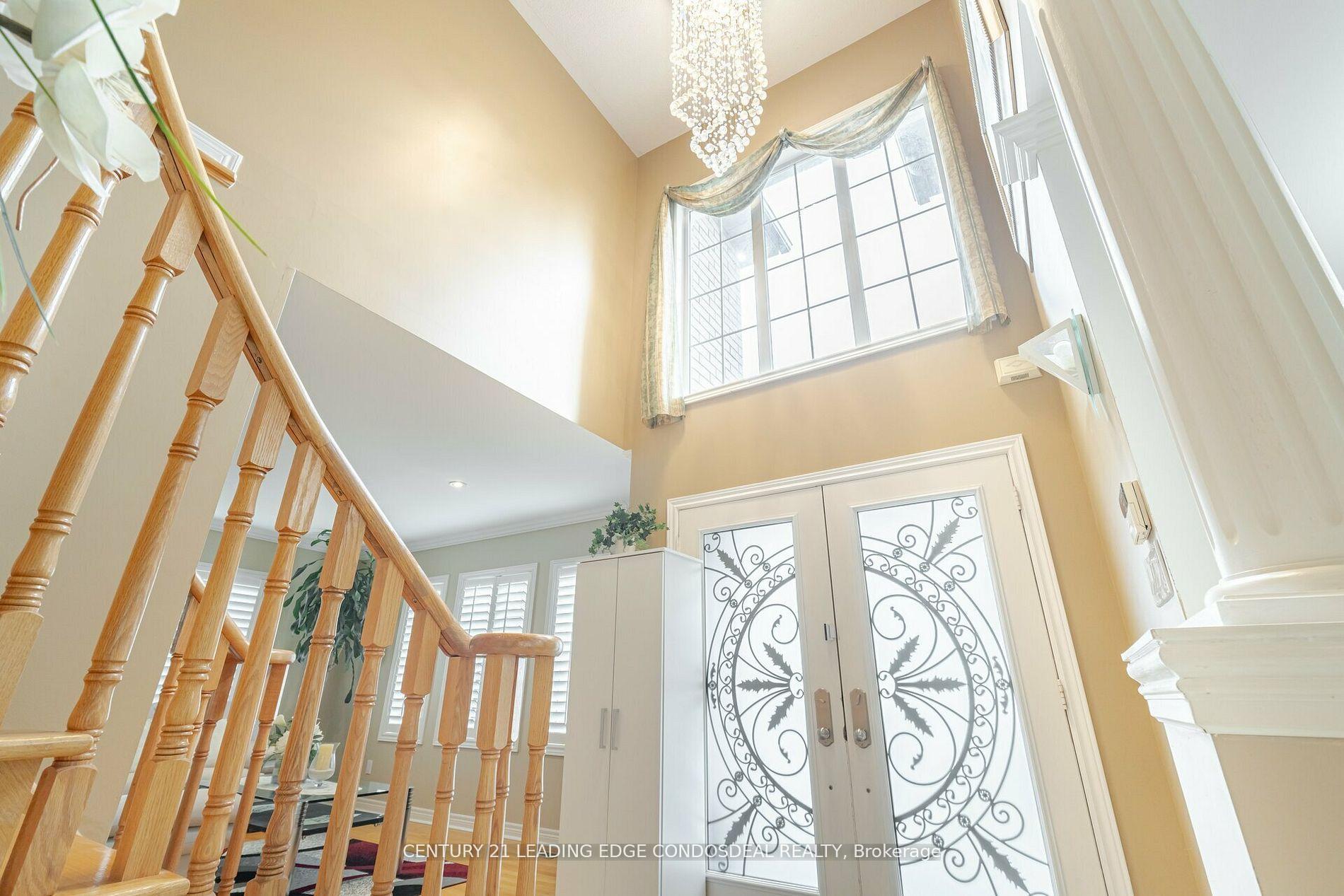 Photo 6 of 321 Landsbridge Street, Caledon, Bolton East — HOMEH
