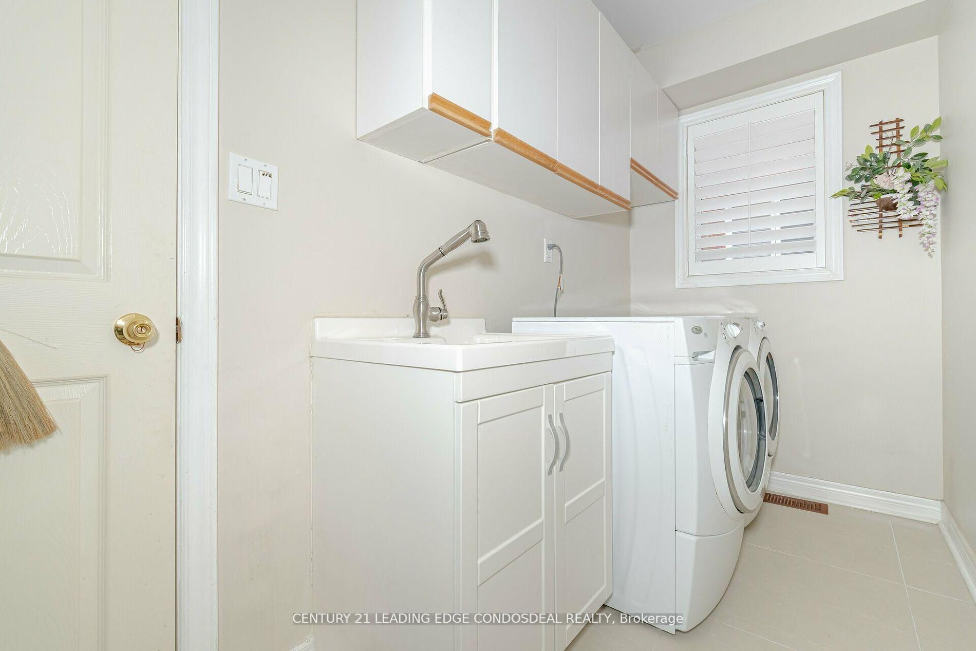 Photo 21 of 321 Landsbridge Street, Caledon, Bolton East — HOMEH