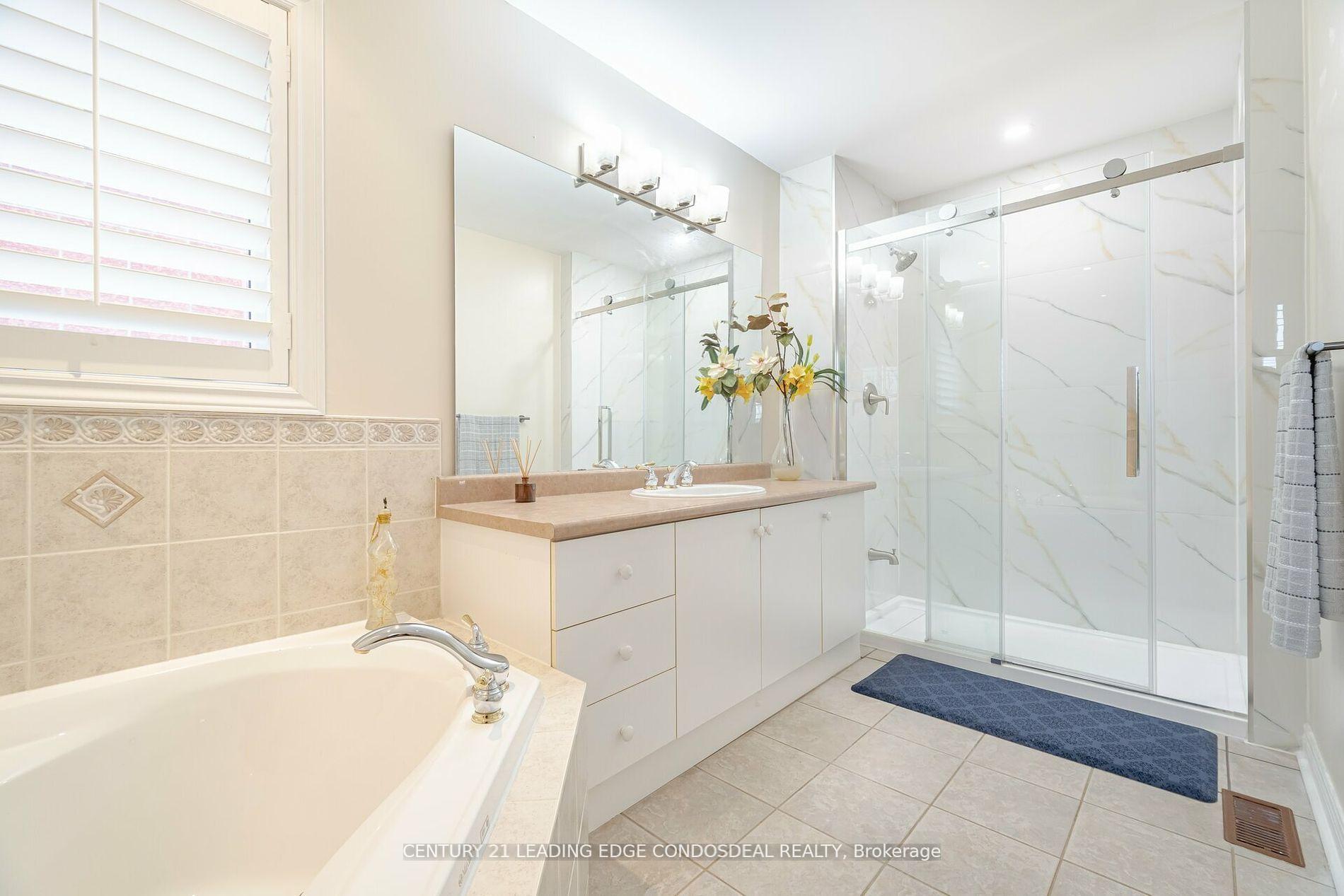 Photo 20 of 321 Landsbridge Street, Caledon, Bolton East — HOMEH
