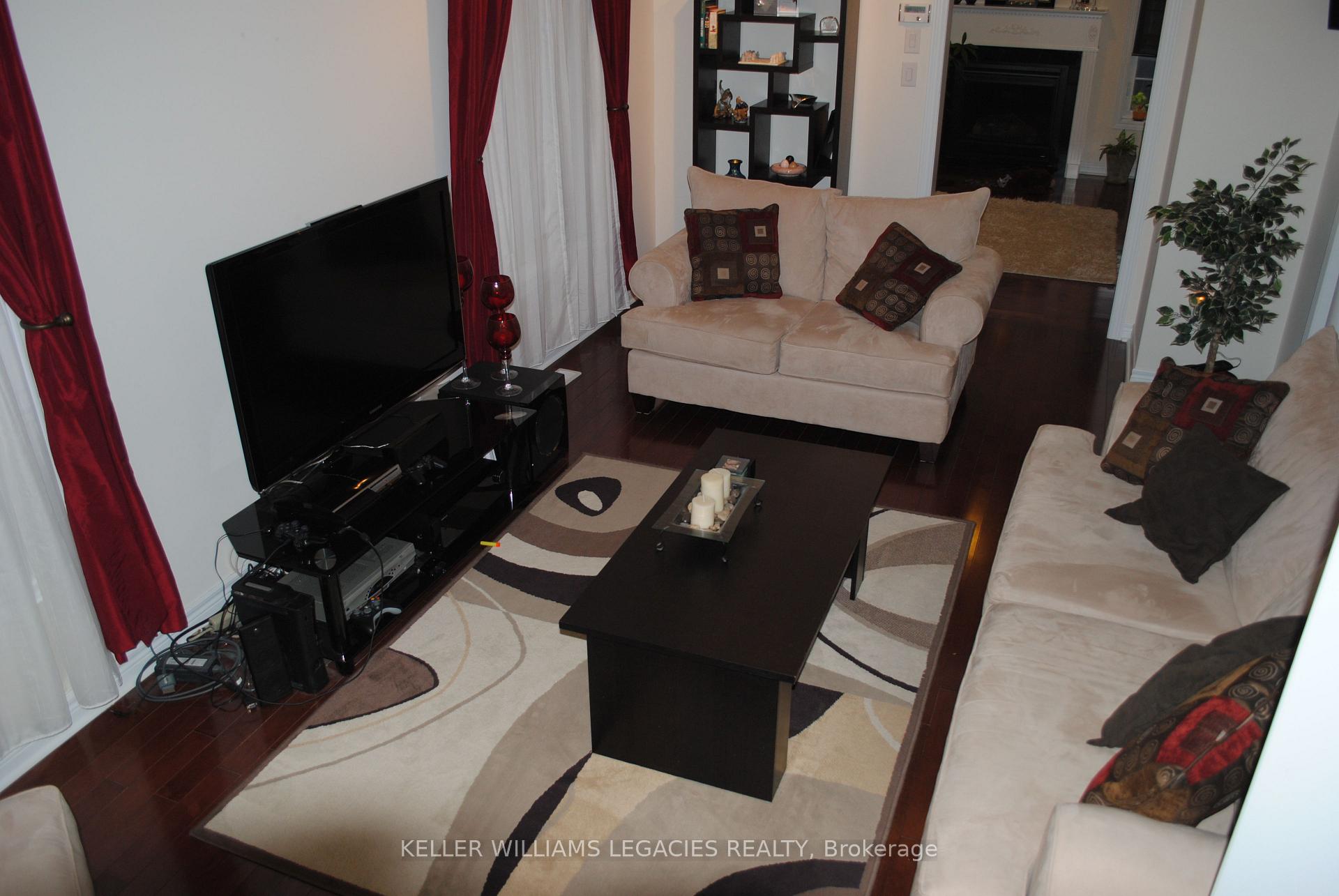 Photo 7 of 107 Paperbark Avenue, Vaughan, Patterson — HOMEH