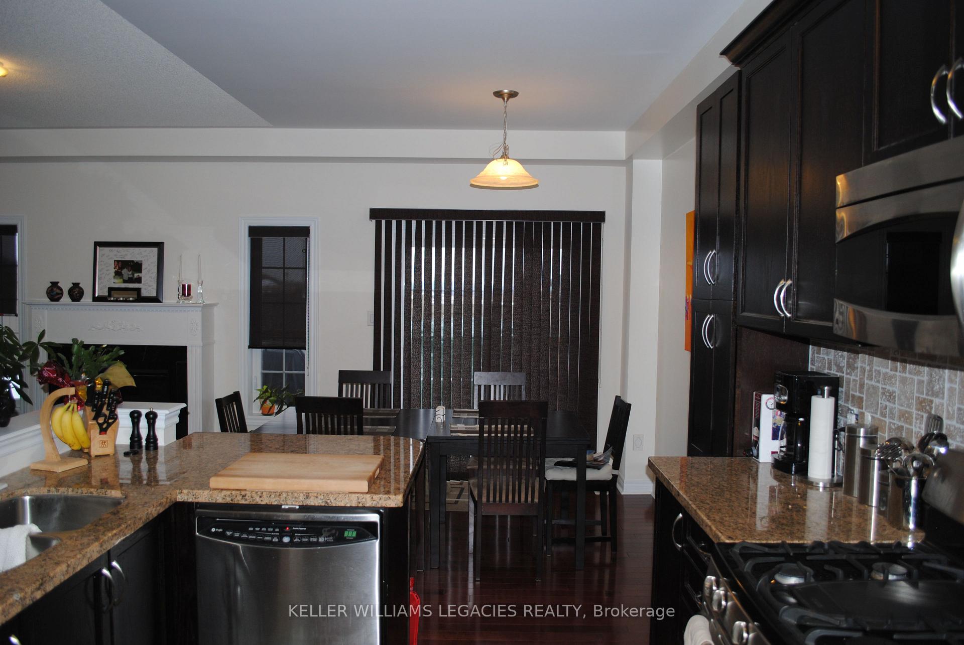 Photo 8 of 107 Paperbark Avenue, Vaughan, Patterson — HOMEH