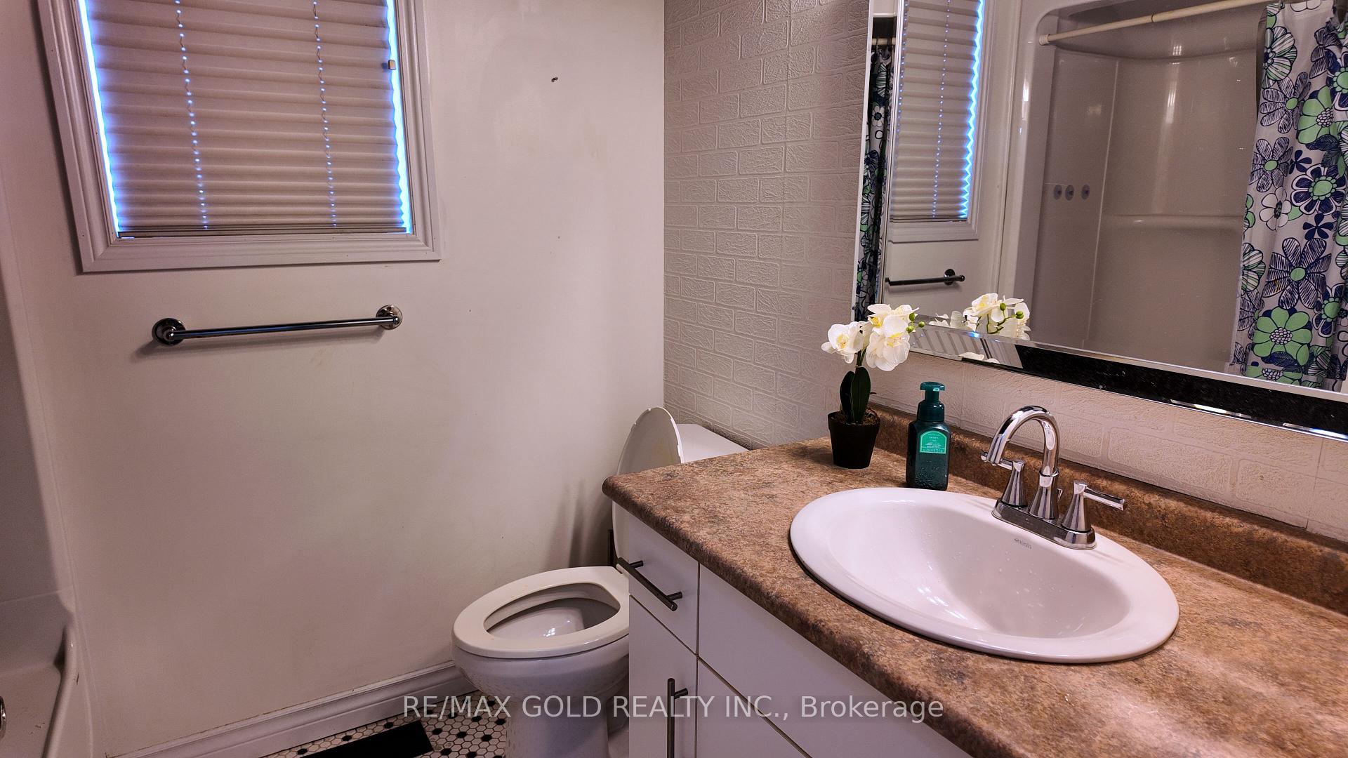 Photo 16 of 11428 Timber Bay Crescent, Windsor — HOMEH