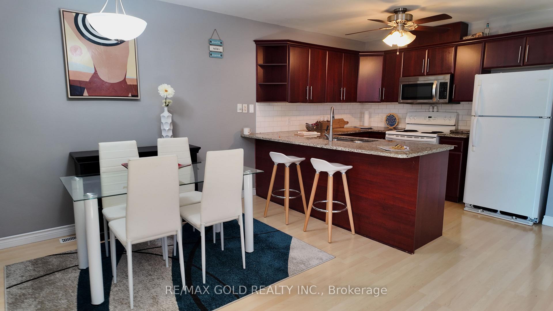 Photo 15 of 11428 Timber Bay Crescent, Windsor — HOMEH