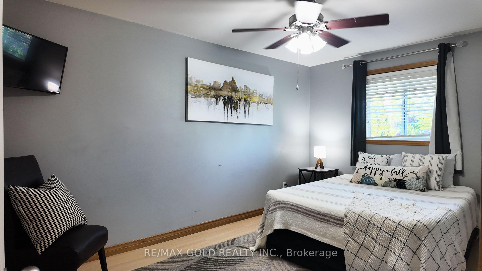 Photo 7 of 11428 Timber Bay Crescent, Windsor — HOMEH