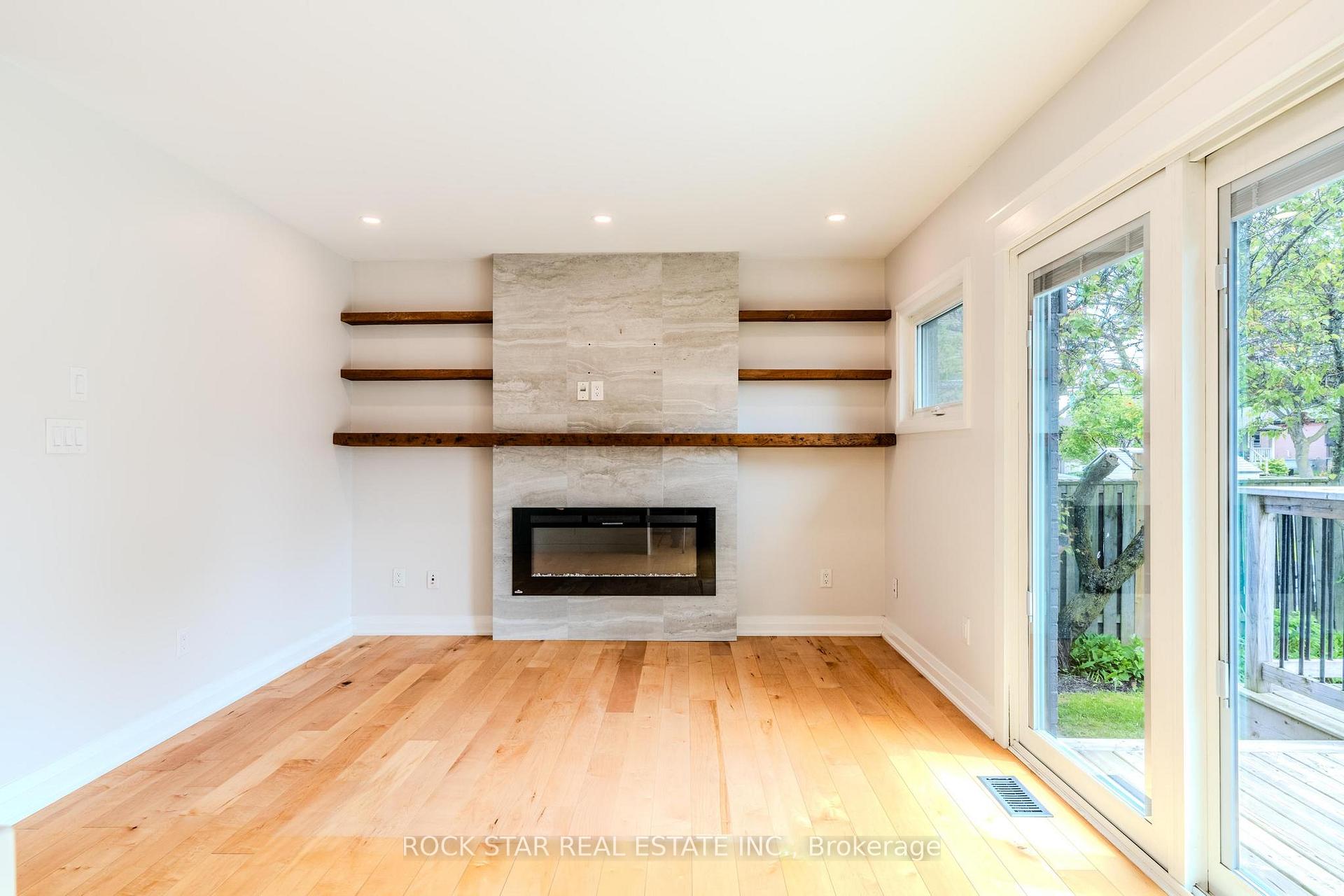 Photo 5 of 14 Cheryl Avenue, Hamilton, Macassa — HOMEH