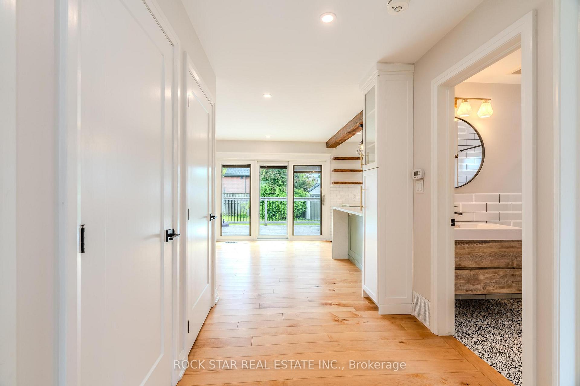 Photo 11 of 14 Cheryl Avenue, Hamilton, Macassa — HOMEH