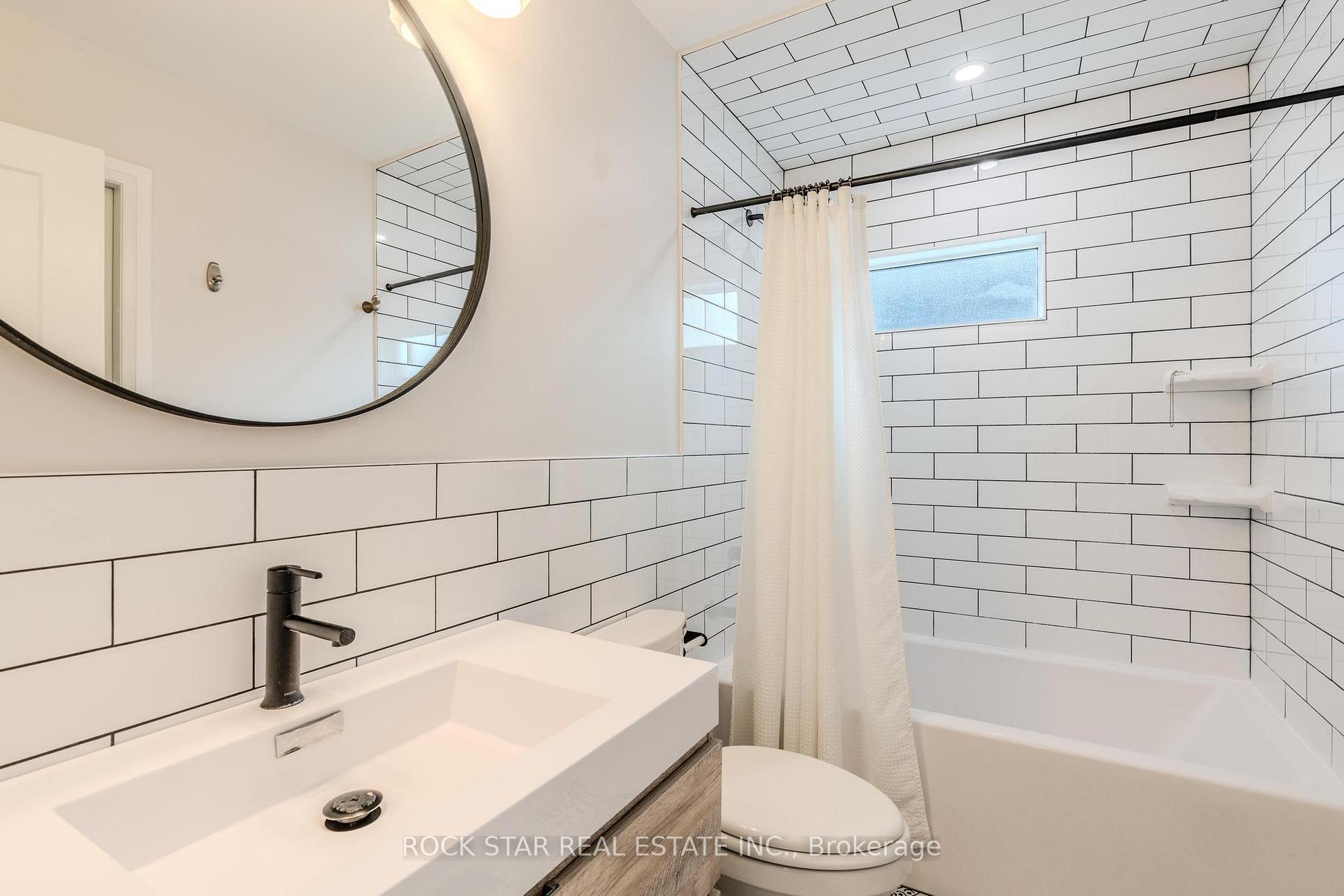 Photo 12 of 14 Cheryl Avenue, Hamilton, Macassa — HOMEH
