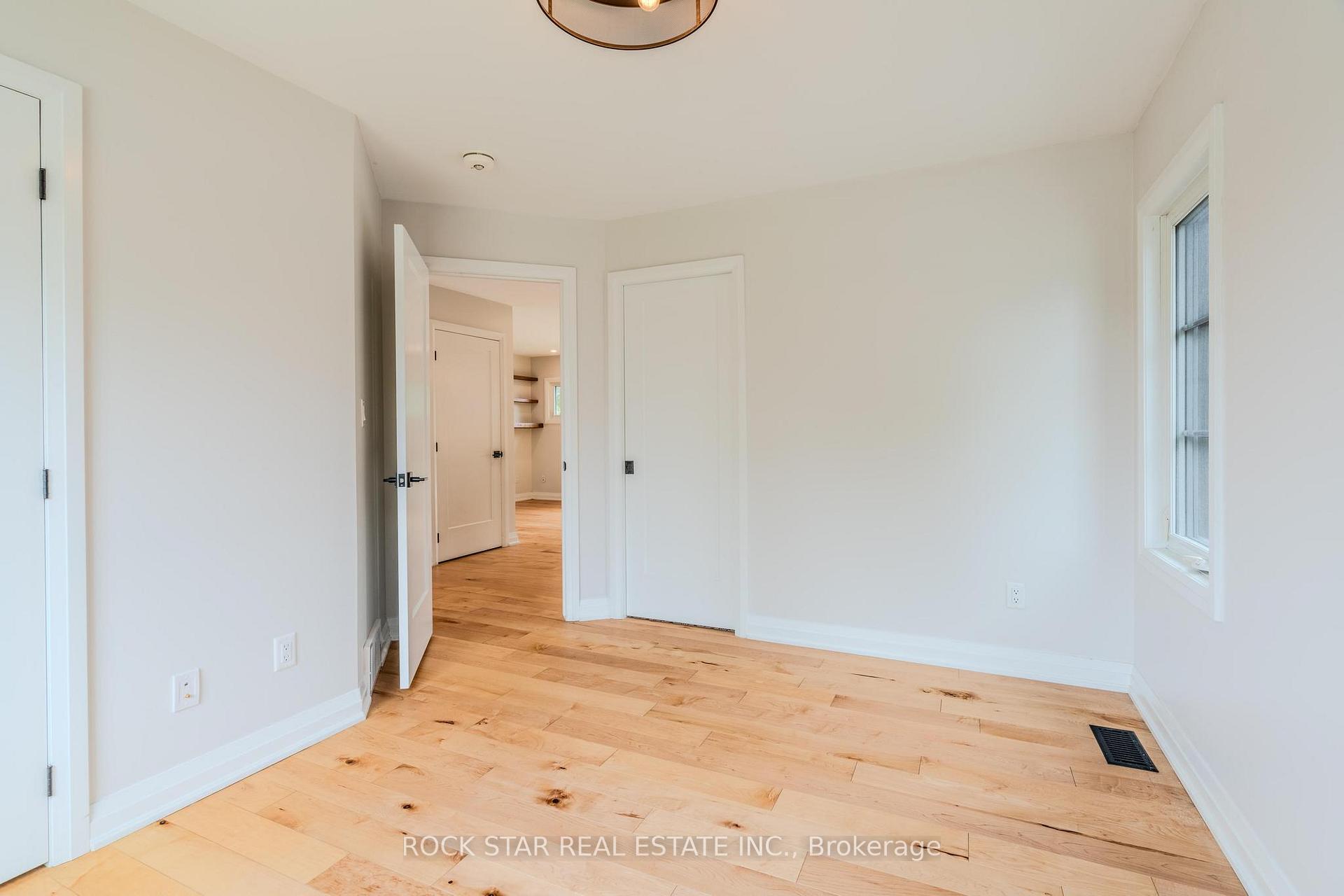 Photo 9 of 14 Cheryl Avenue, Hamilton, Macassa — HOMEH