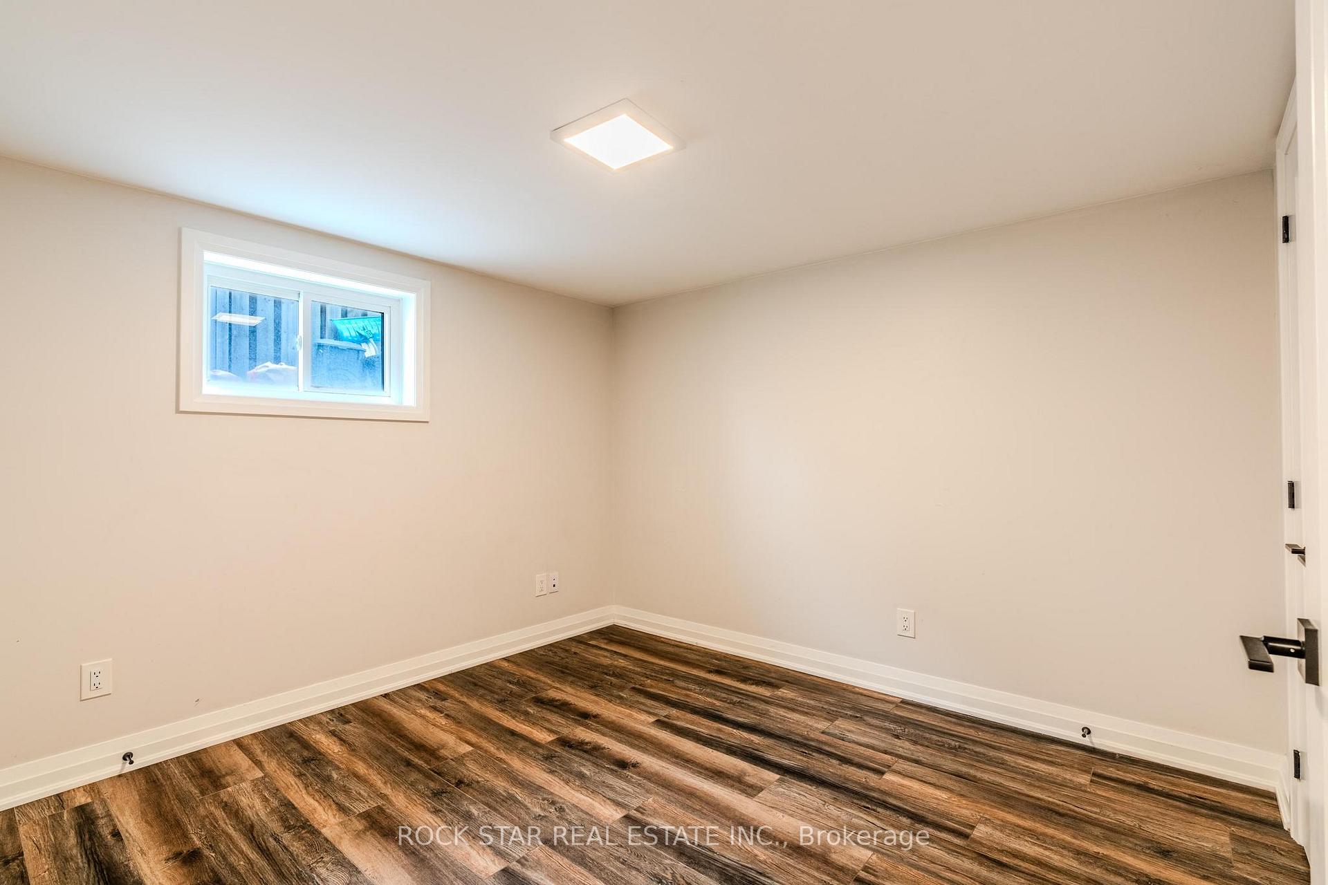 Photo 16 of 14 Cheryl Avenue, Hamilton, Macassa — HOMEH