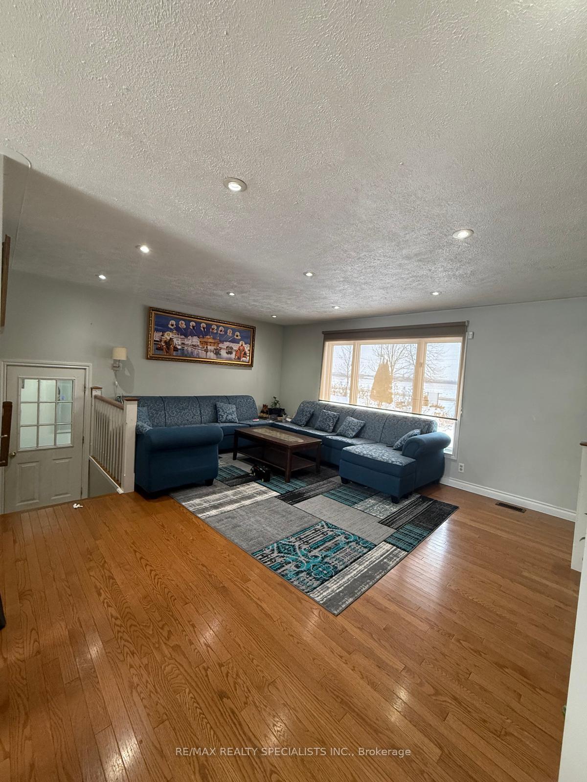 Photo 11 of 481 Middle Townline Road, Brant, Brantford Twp — HOMEH