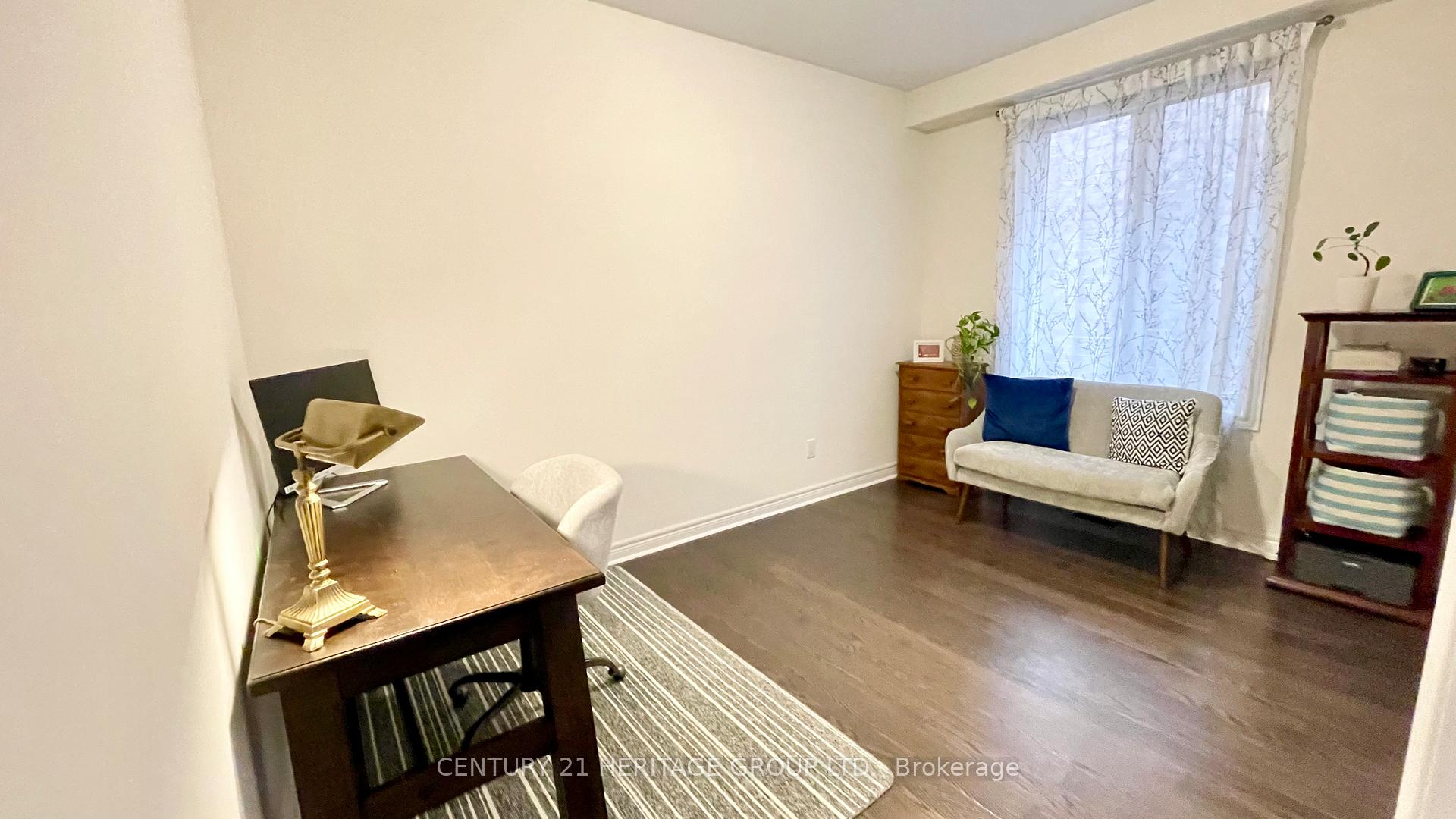 Photo 10 of 12 Cannon Valley Court, Aurora, Aurora Estates — HOMEH