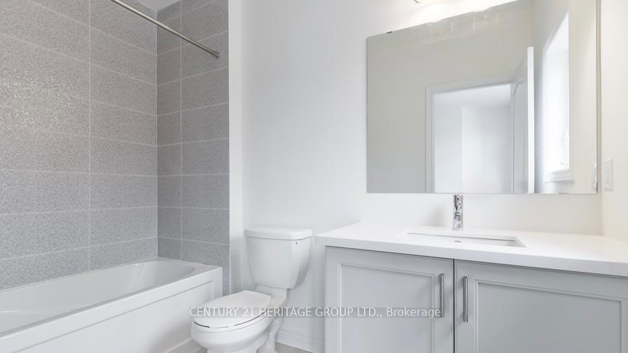 Photo 7 of 12 Cannon Valley Court, Aurora, Aurora Estates — HOMEH