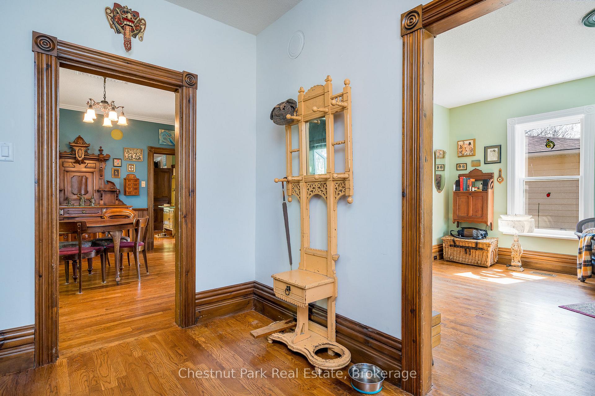 Photo 5 of 56 Napier Street E, Blue Mountains — HOMEH