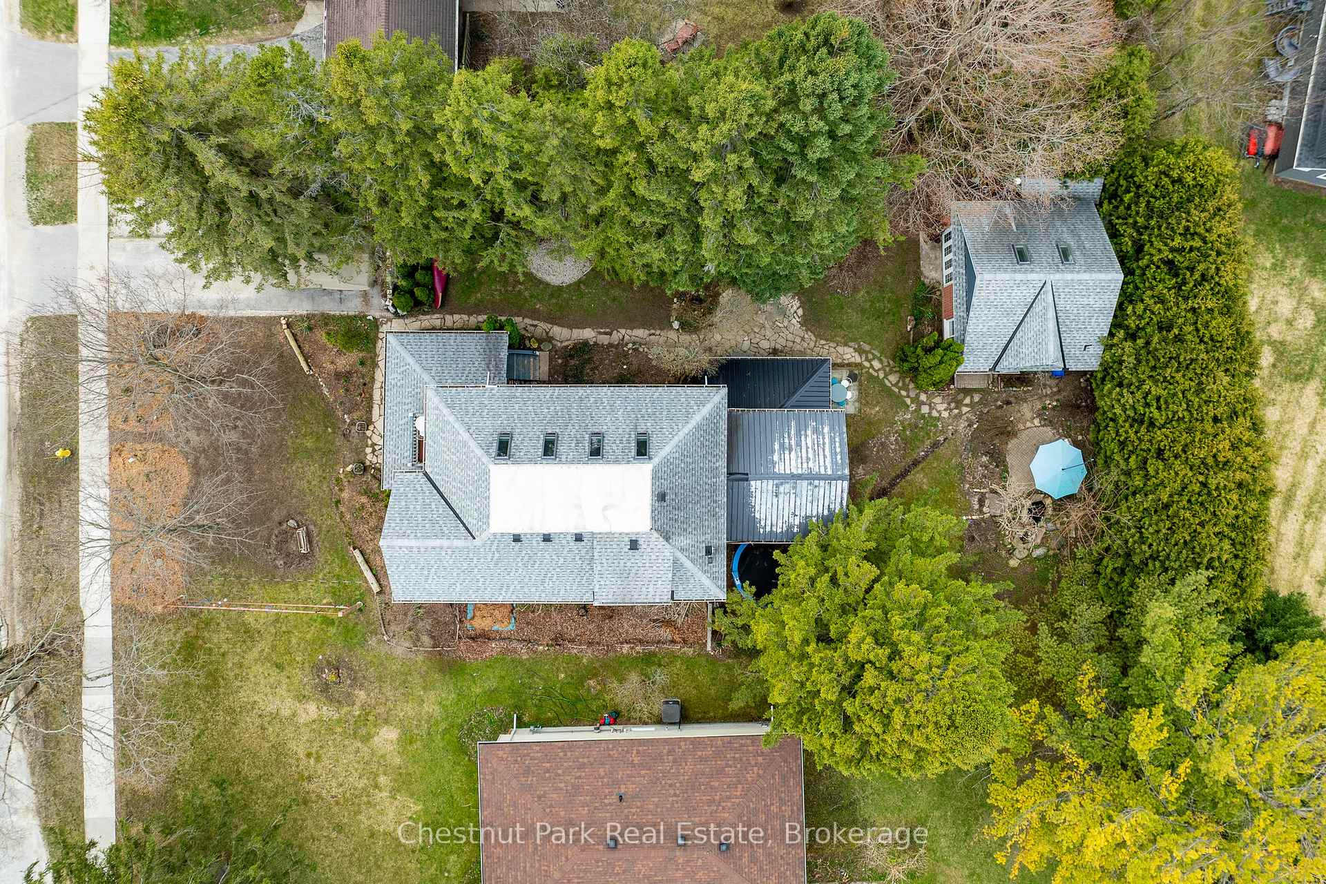 Photo 32 of 56 Napier Street E, Blue Mountains — HOMEH