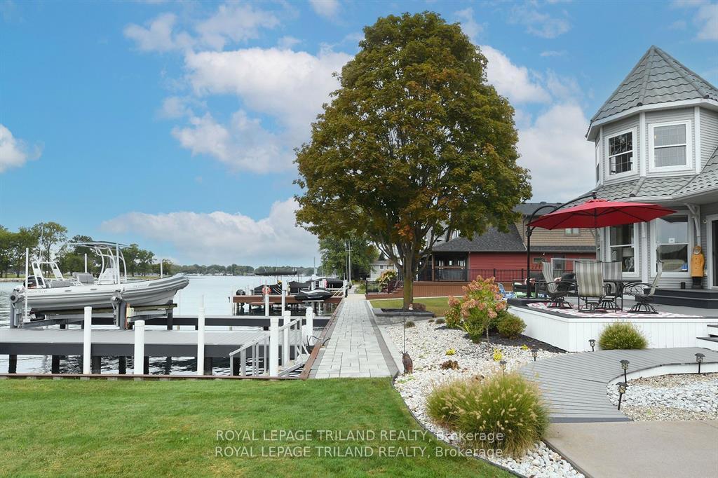 Photo 36 of 4733 Riverside Drive, St. Clair — HOMEH