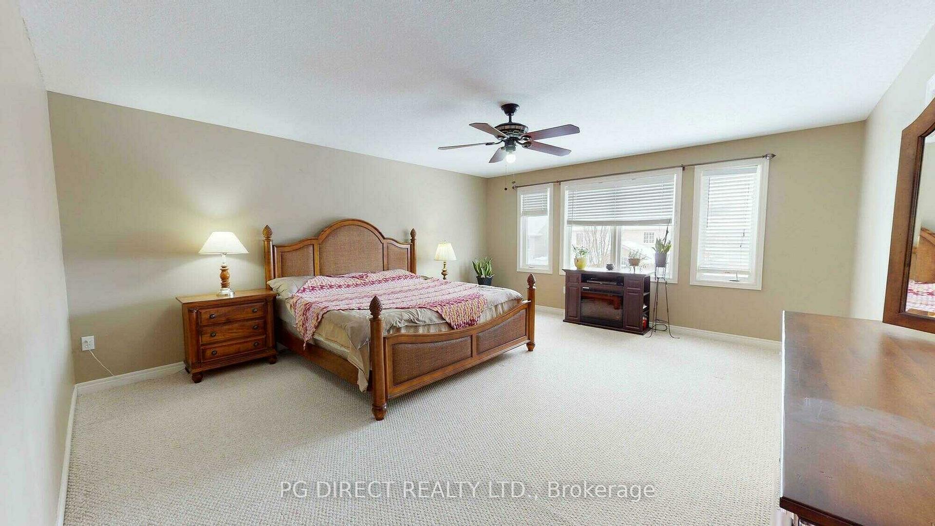 Photo 9 of 92 Goodwin Drive, Guelph, Pineridge/Westminster Woods — HOMEH