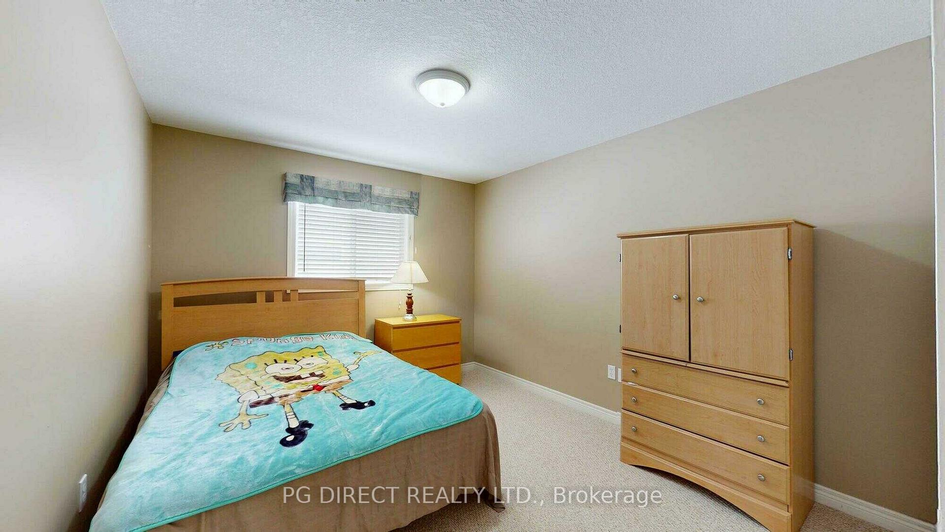 Photo 12 of 92 Goodwin Drive, Guelph, Pineridge/Westminster Woods — HOMEH