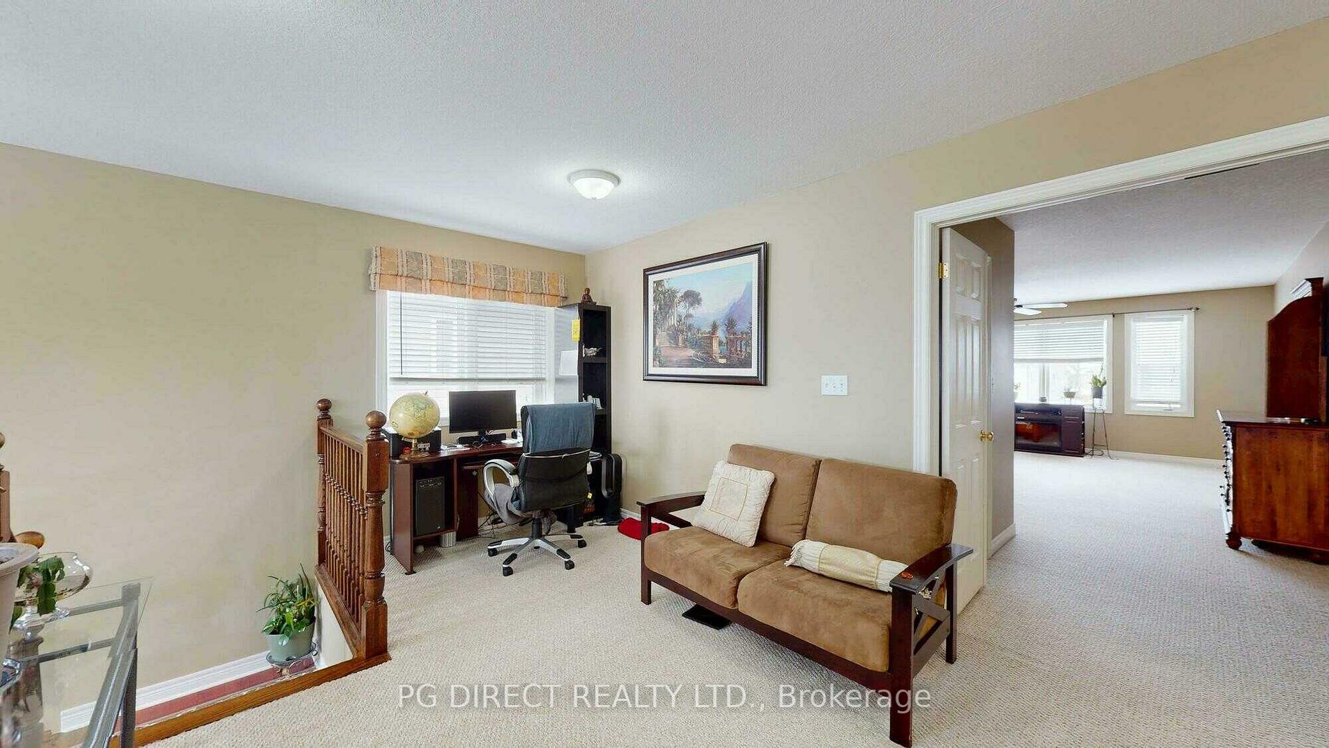 Photo 14 of 92 Goodwin Drive, Guelph, Pineridge/Westminster Woods — HOMEH