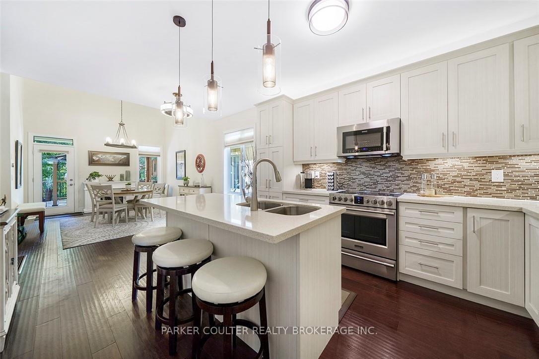 Photo 14 of 79 Sandy Coast Crescent, Wasaga Beach — HOMEH