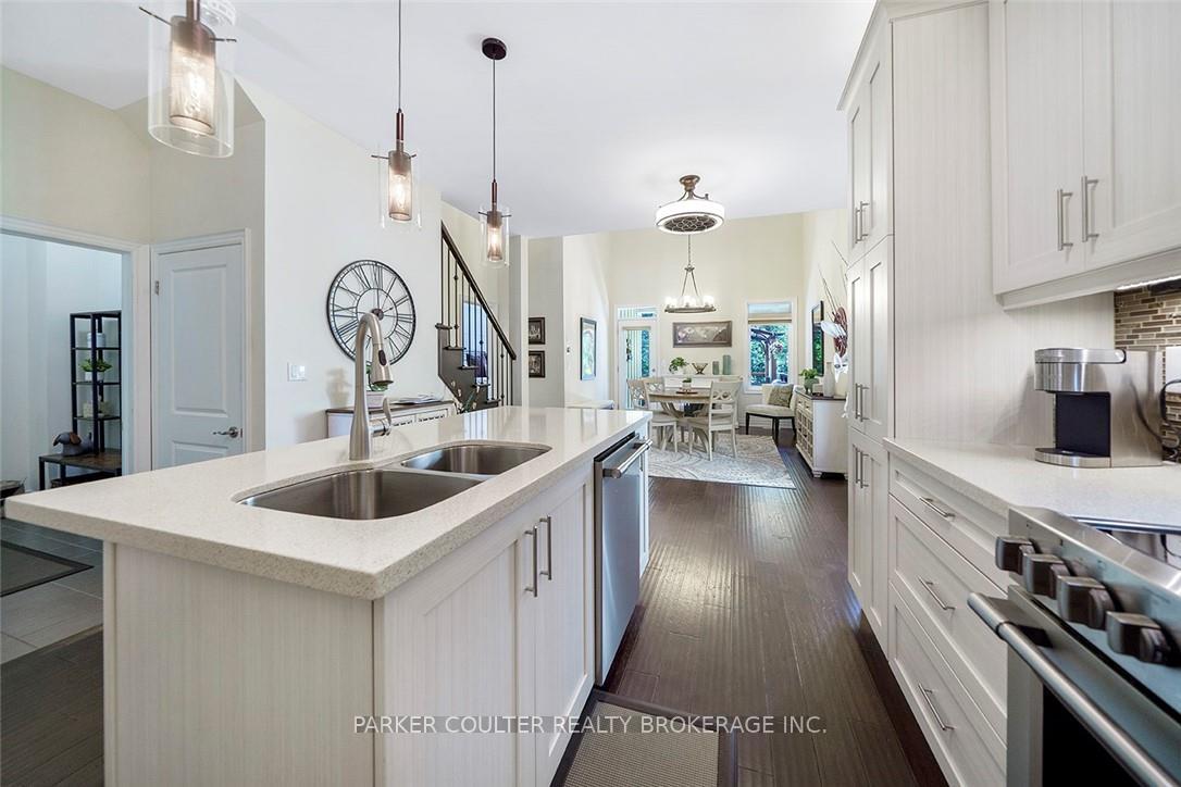 Photo 16 of 79 Sandy Coast Crescent, Wasaga Beach — HOMEH