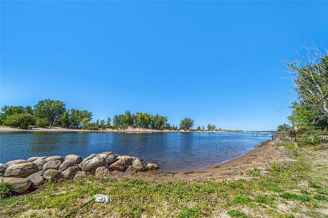 Photo 35 of 79 Sandy Coast Crescent, Wasaga Beach — HOMEH
